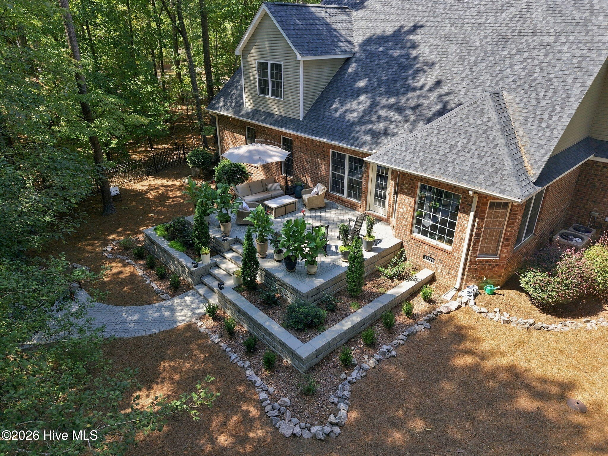 12 Cedar Lane Property Photo 4