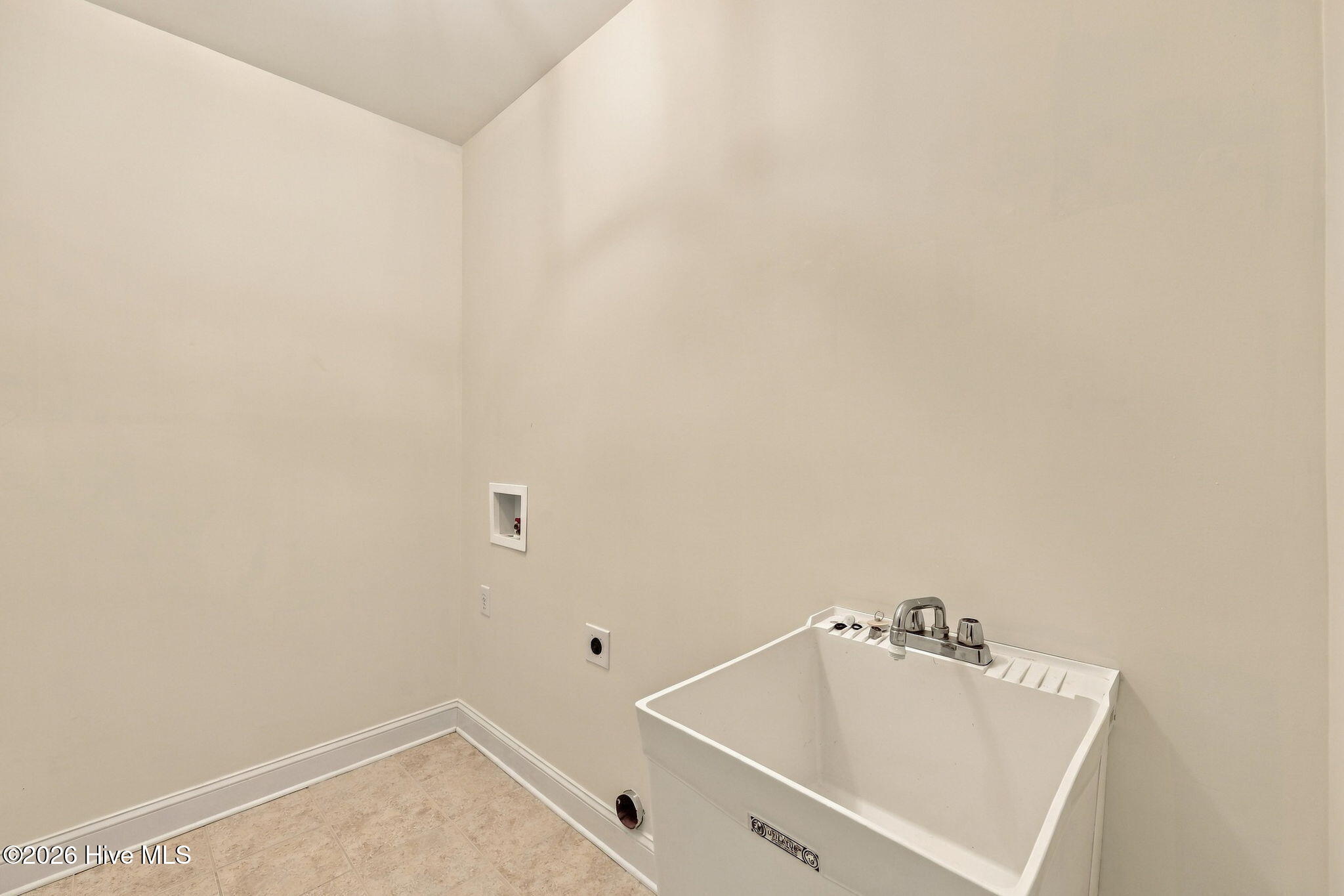 12 Cedar Lane Property Photo 34