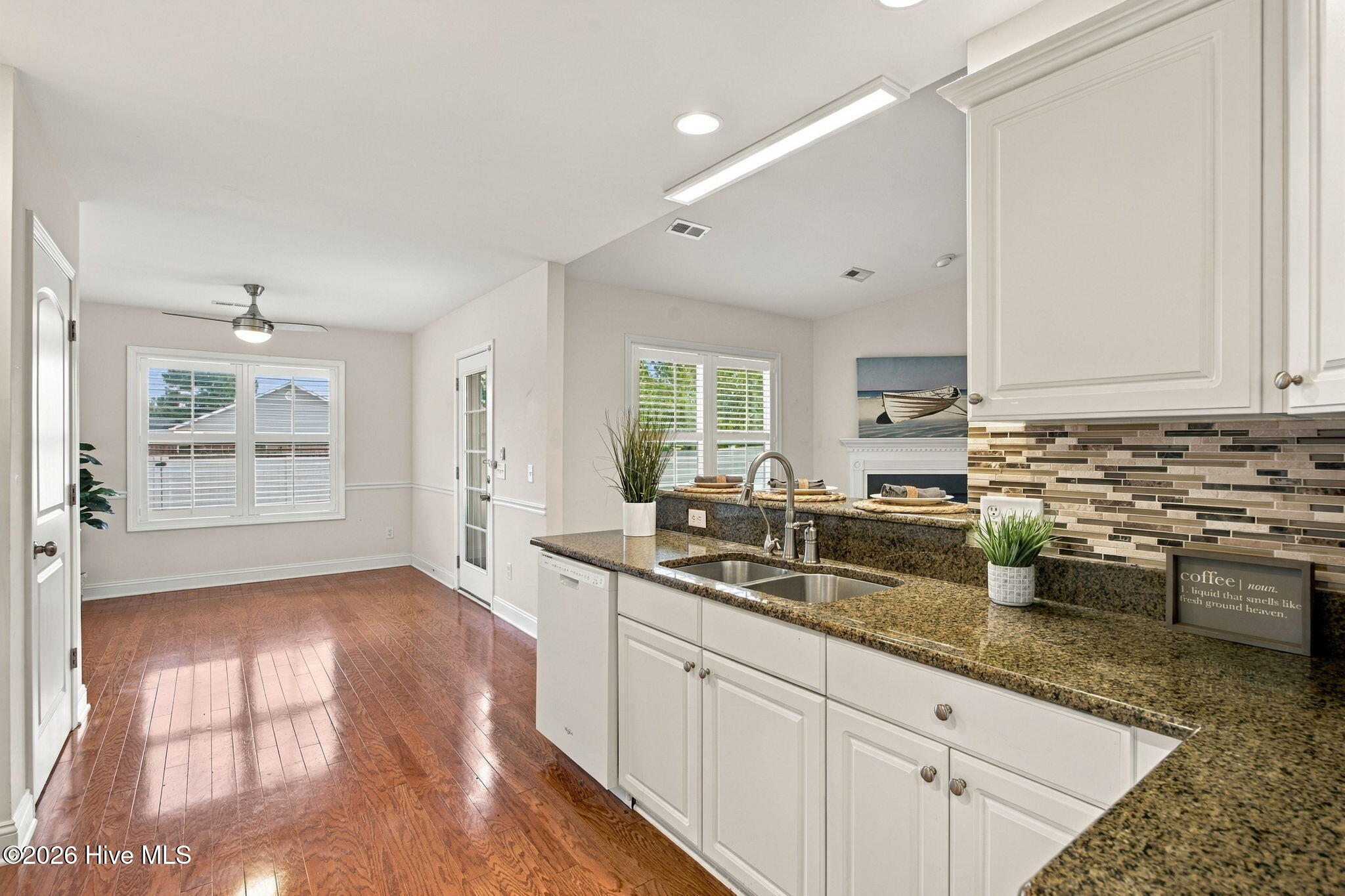 430 Putnam Drive Property Photo 13