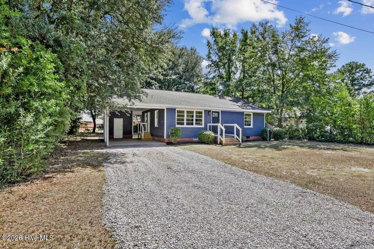 912 N Madison Avenue Property Photo 3