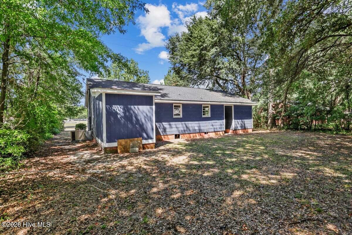912 N Madison Avenue Property Photo 21