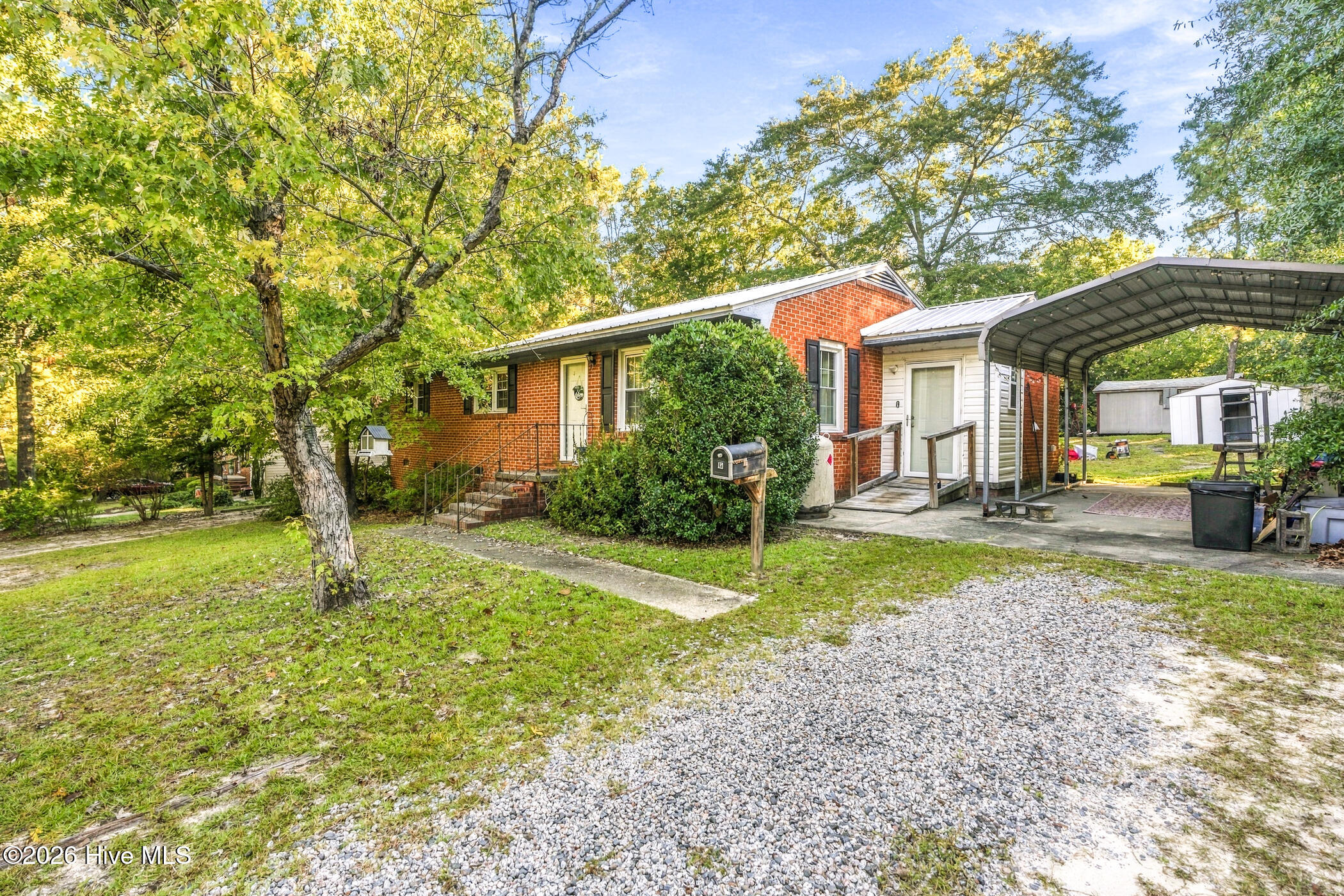 1002 Jefferson Street Property Photo 3