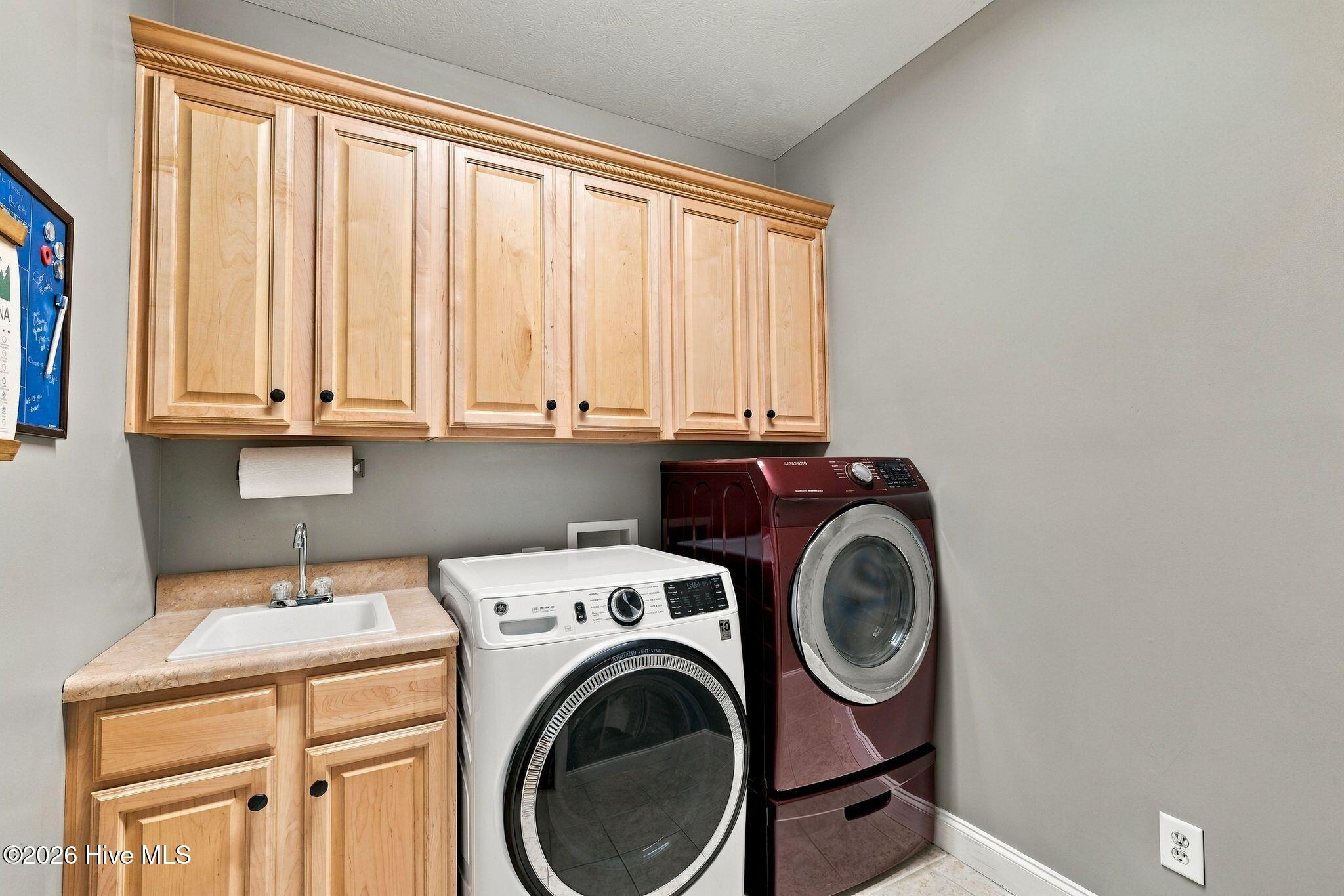 10 Ashkirk Drive Property Photo 44