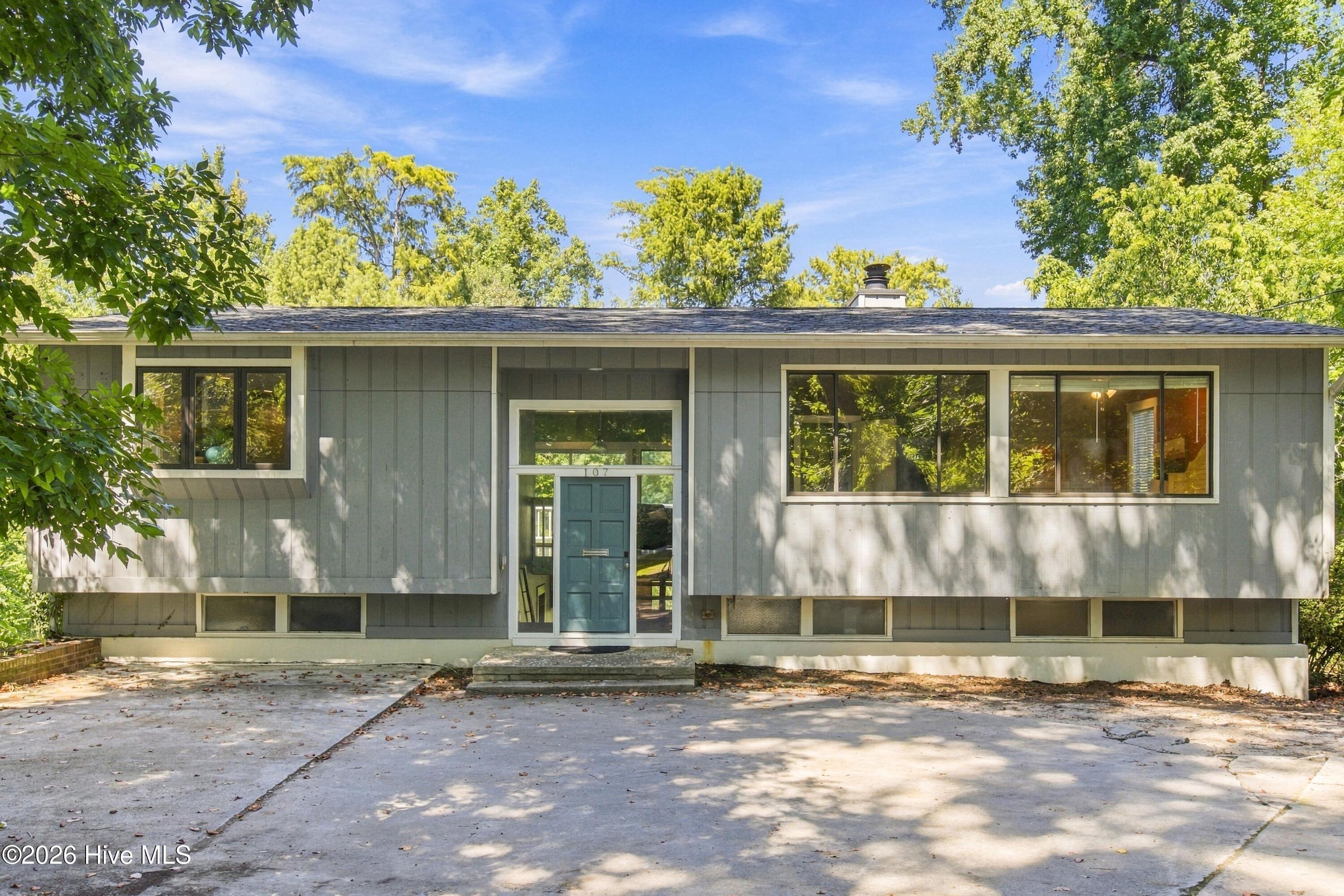 107 Tom Avenue