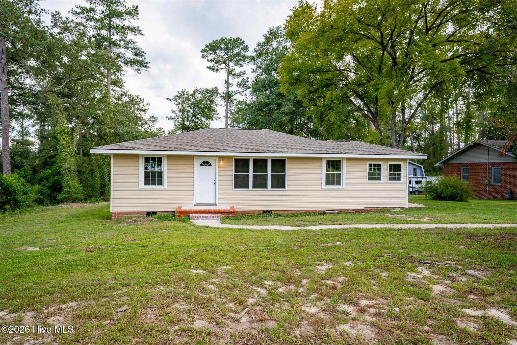 1925 Pine Haven Road Property Photo 1