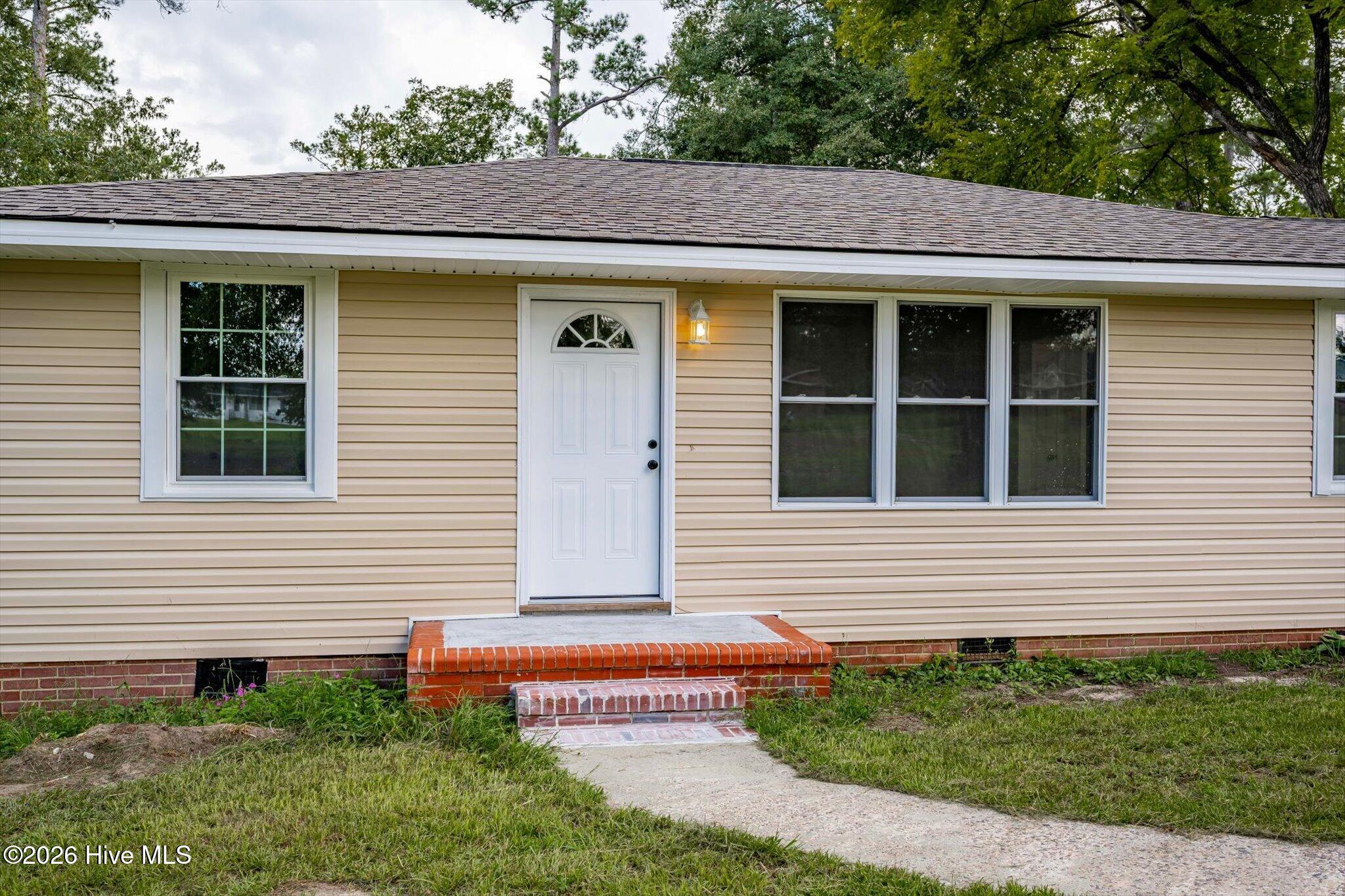 1925 Pine Haven Road Property Photo 3