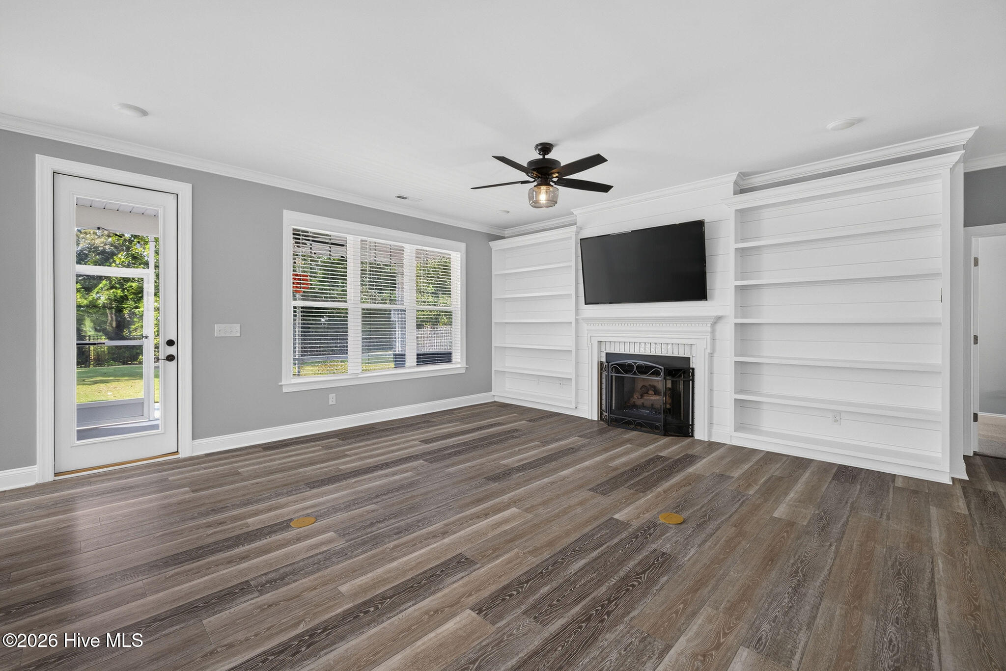 646 Crown Pointe Drive Property Photo 16