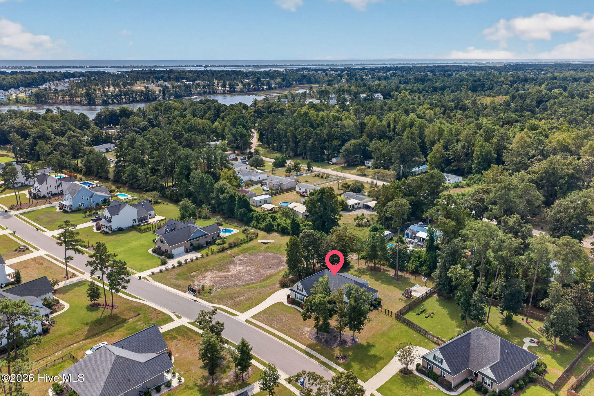 646 Crown Pointe Drive Property Photo 41