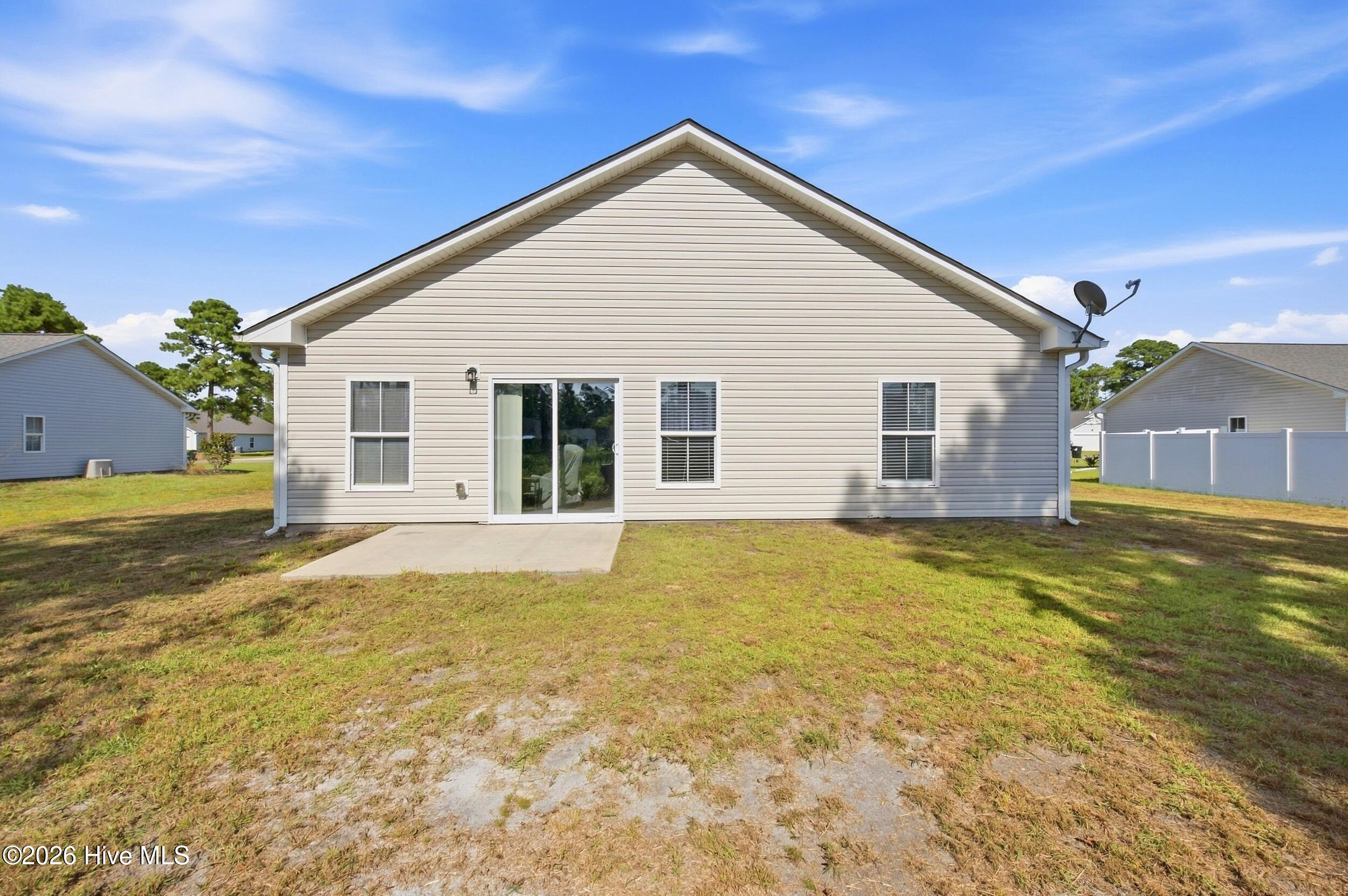 910 Pine Needles Road Property Photo 33