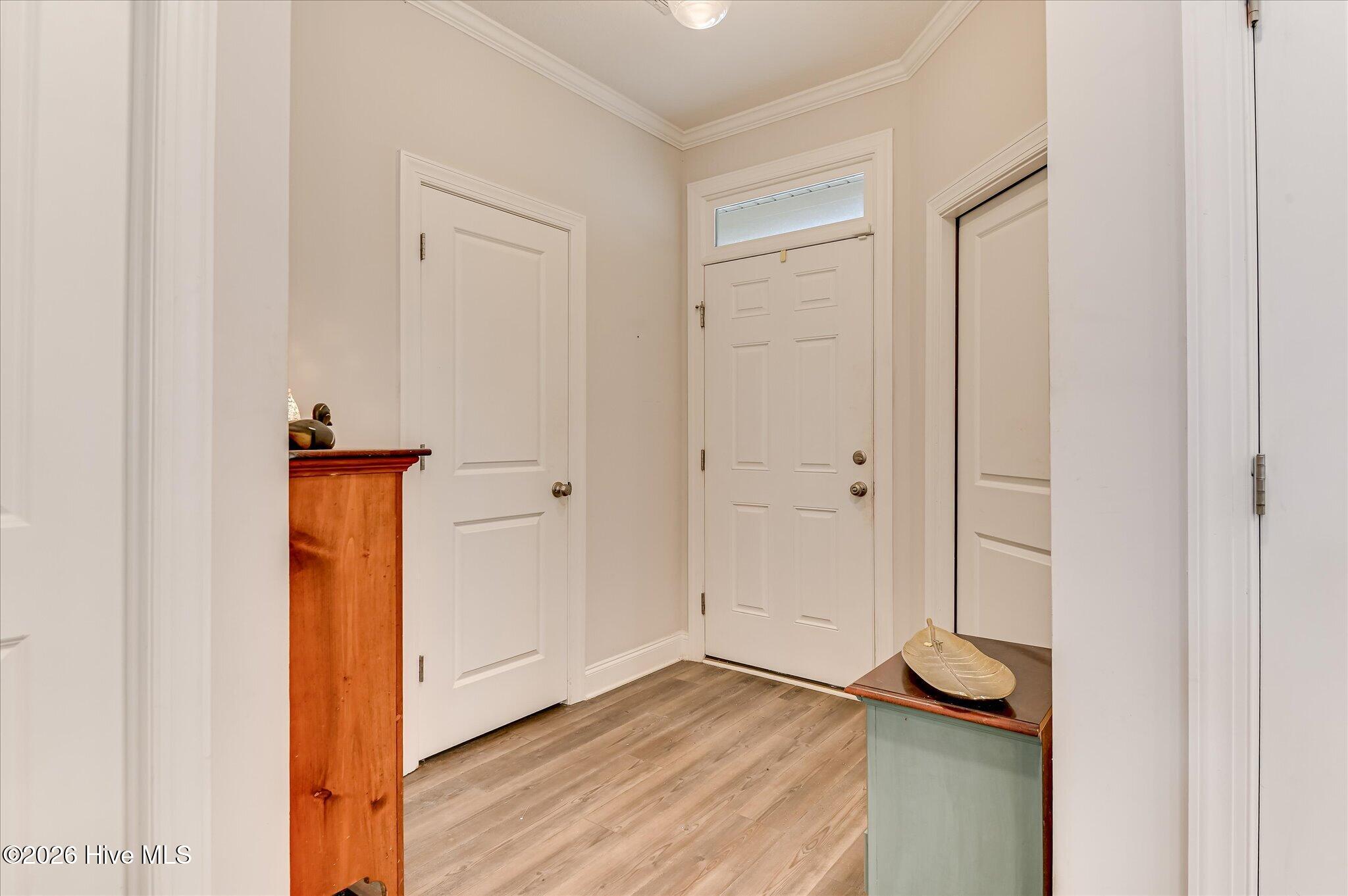 610 Vinings Drive 1a Property Photo 3