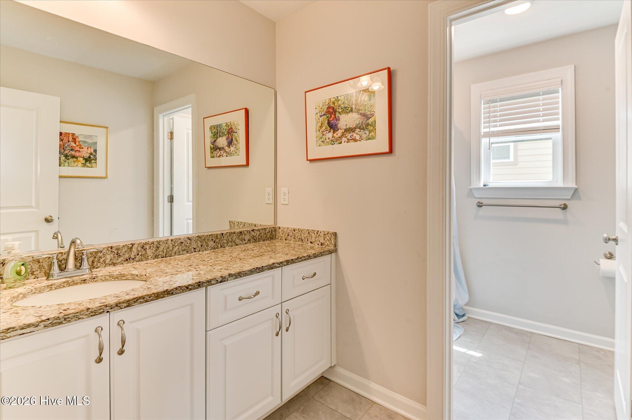 610 Vinings Drive 1a Property Photo 33