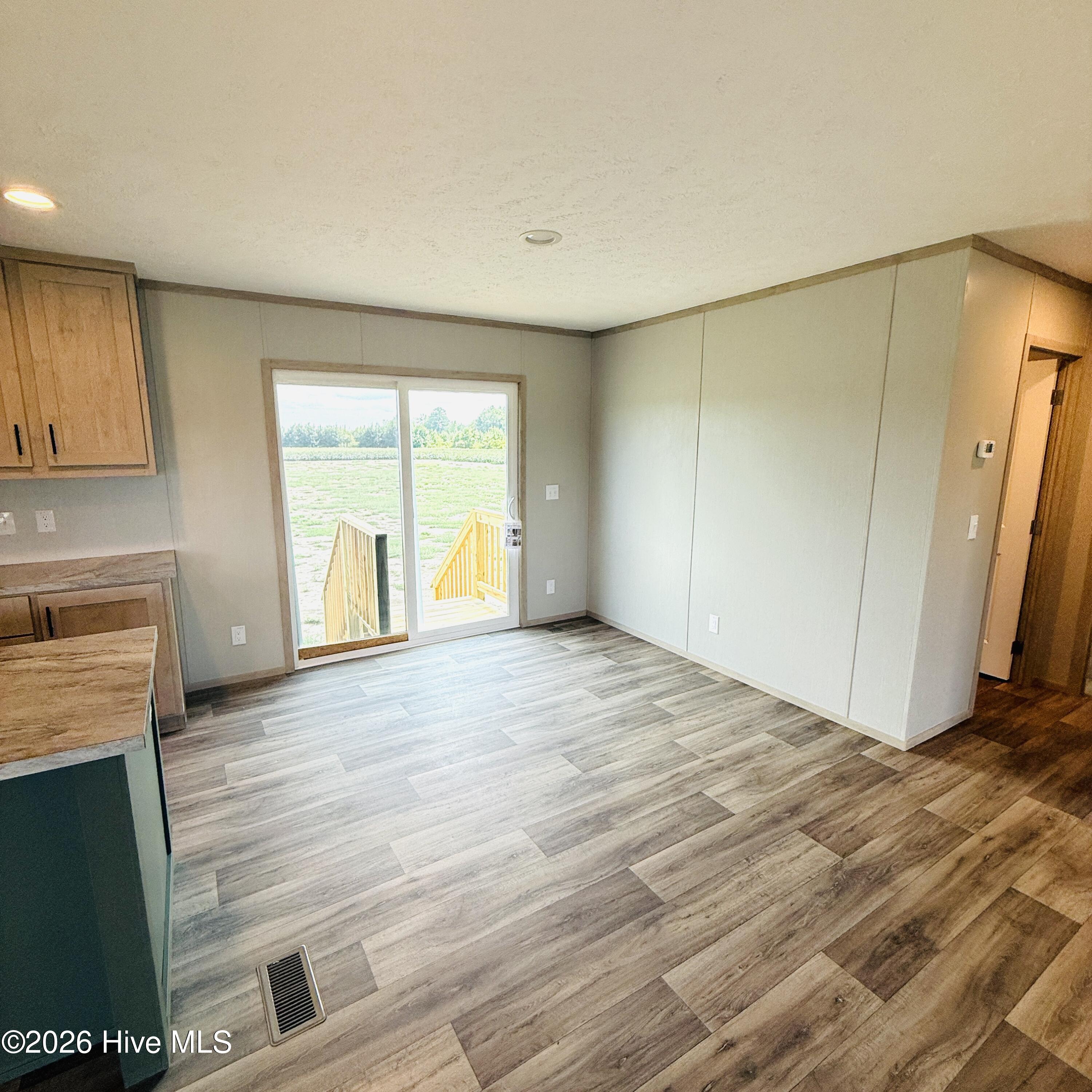 236 County Line Road Property Photo 5