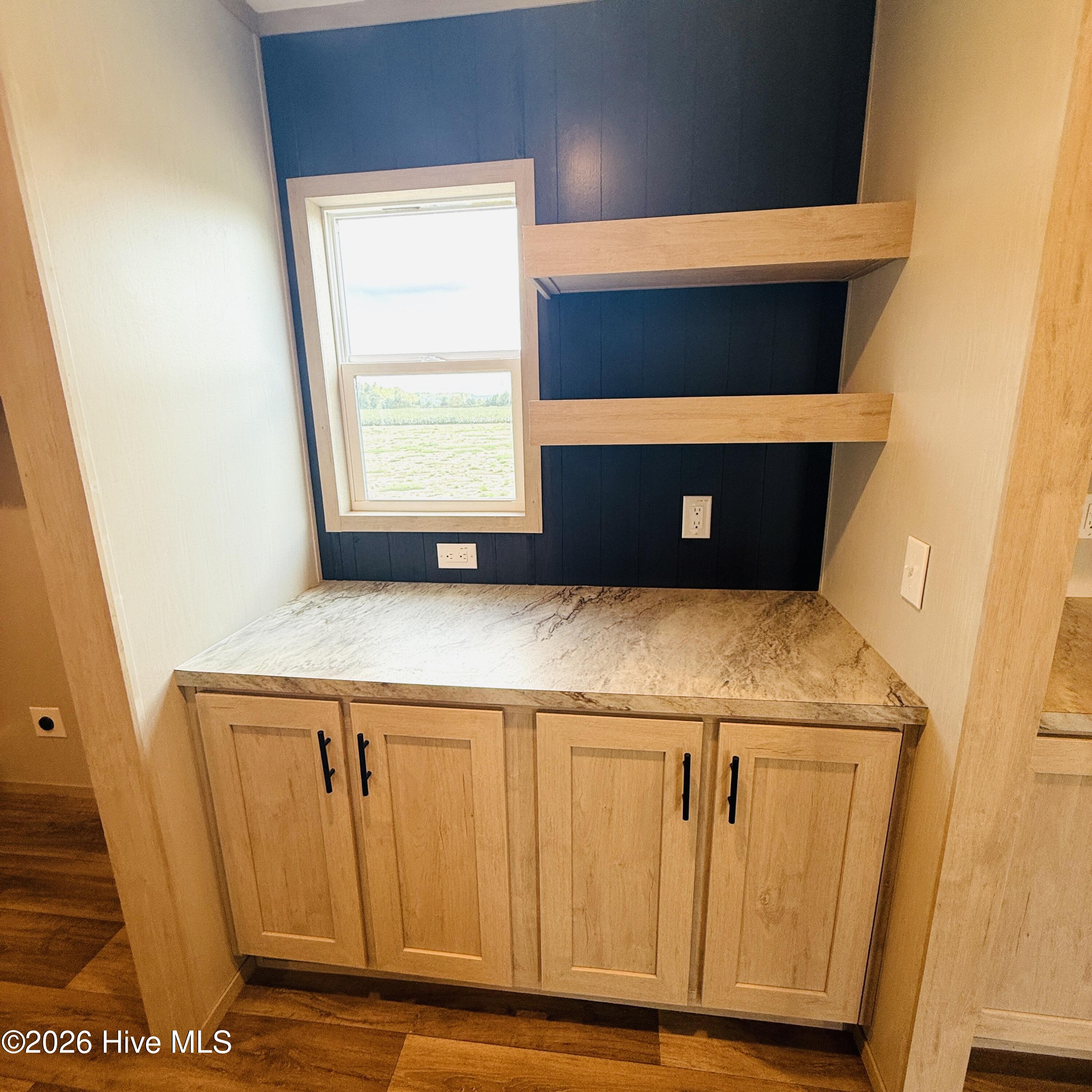 236 County Line Road Property Photo 9