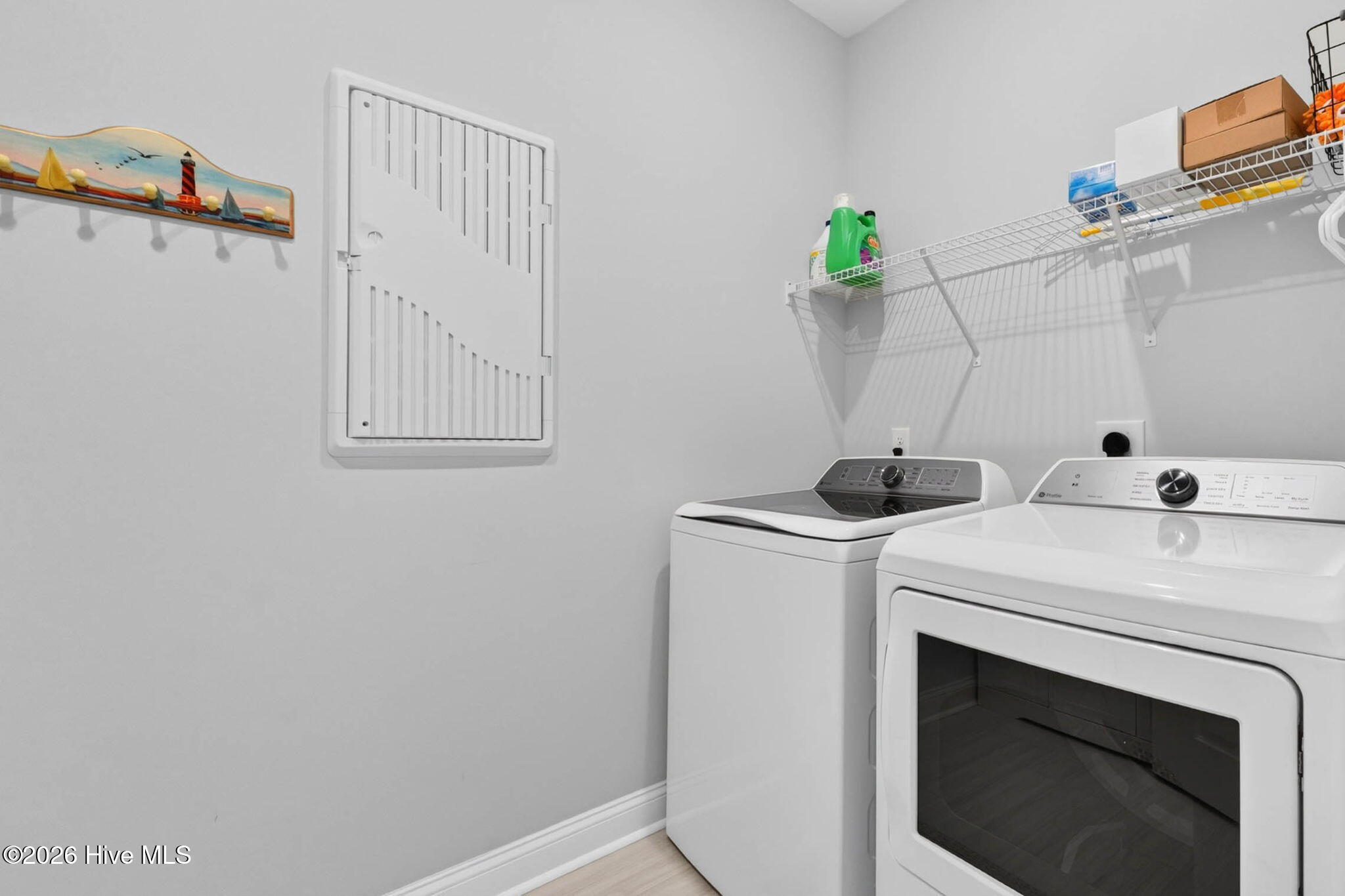 7592 Gorse Drive Property Photo 37