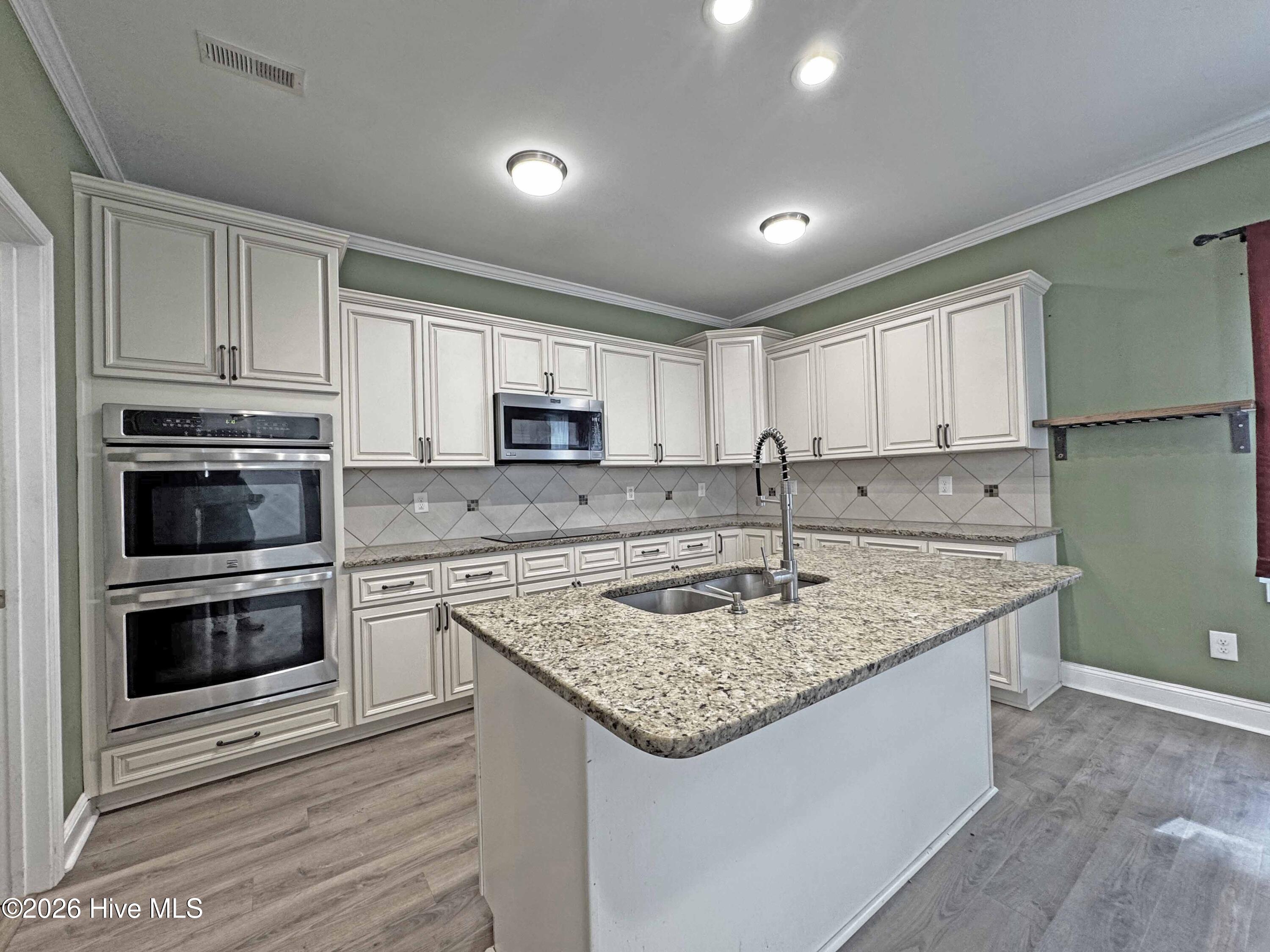 265 Dewey Drive Property Photo 9