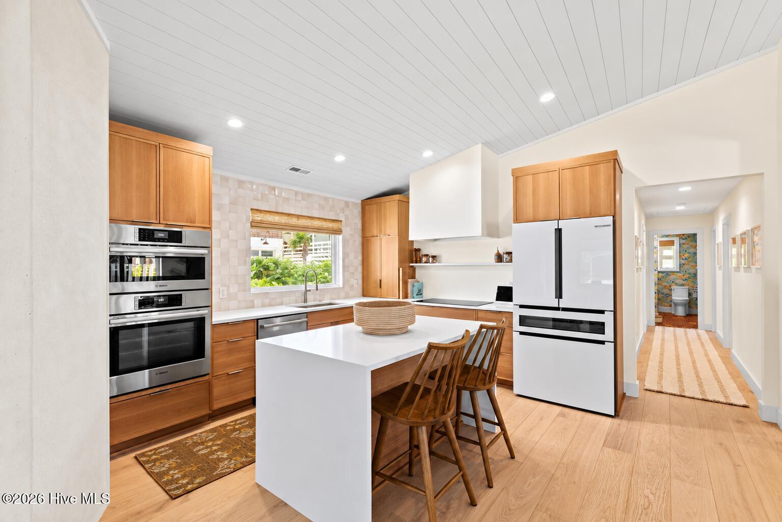 21 Island Drive Property Photo 15