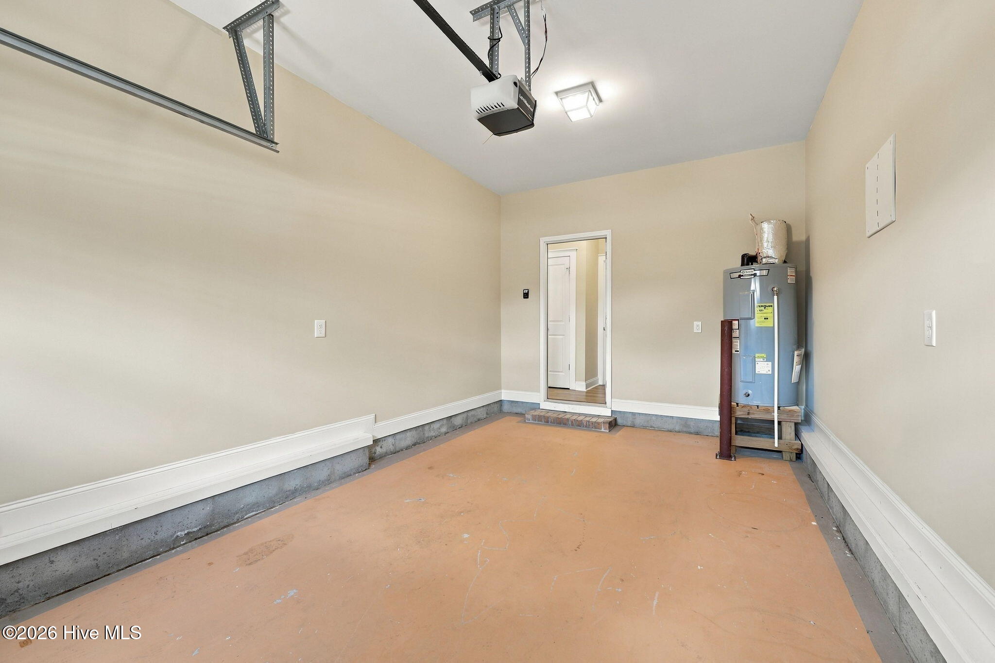1811 Fox Den Way 6 Property Photo 24