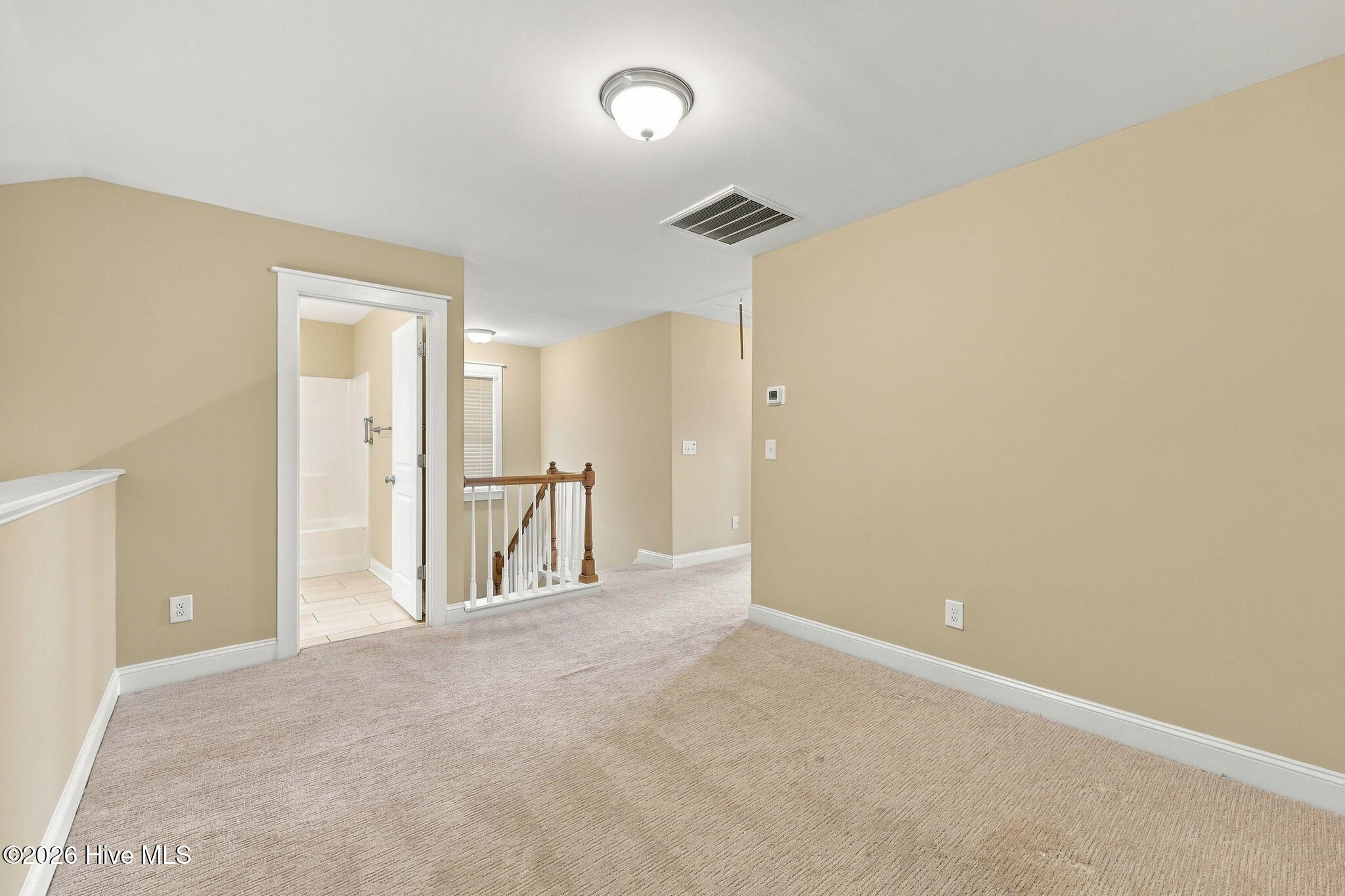 1811 Fox Den Way 6 Property Photo 25