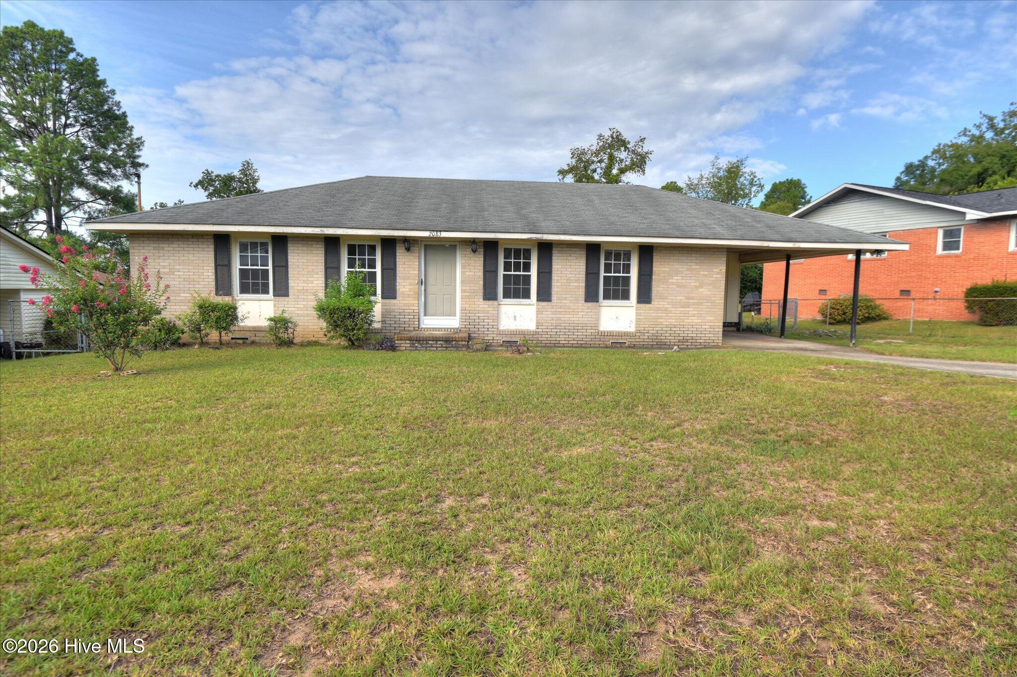 2083 Hillsinger Road Property Photo 1