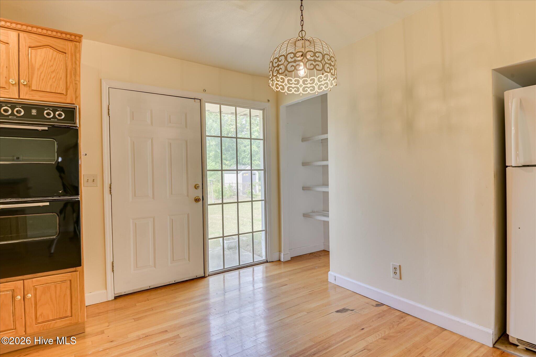 2083 Hillsinger Road Property Photo 15