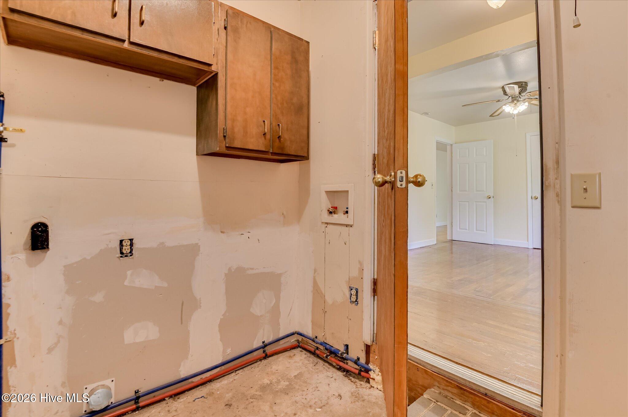 2083 Hillsinger Road Property Photo 28