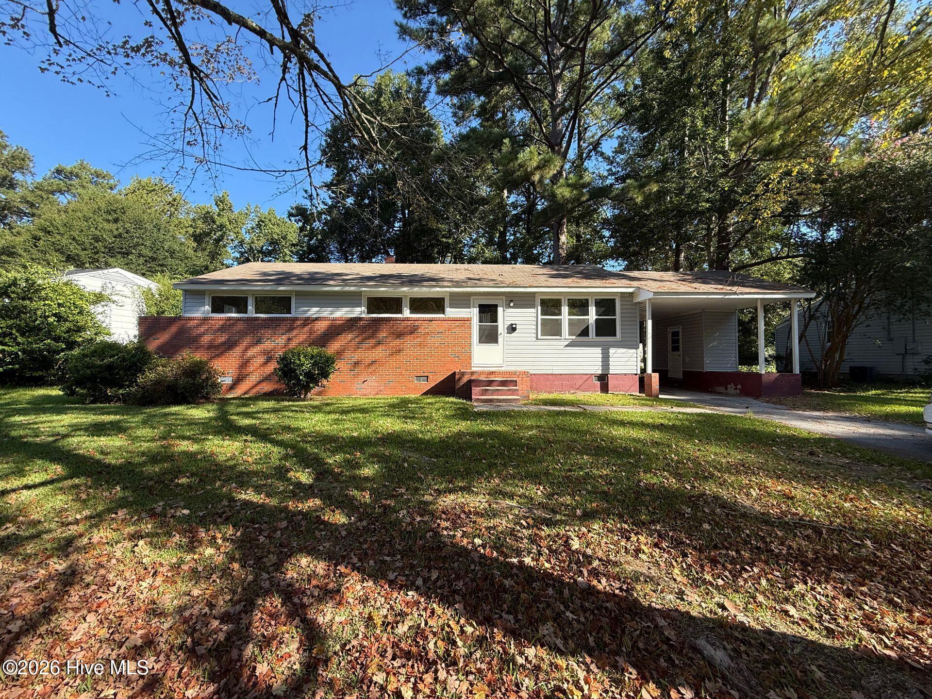 602 Maple Street Property Photo 1