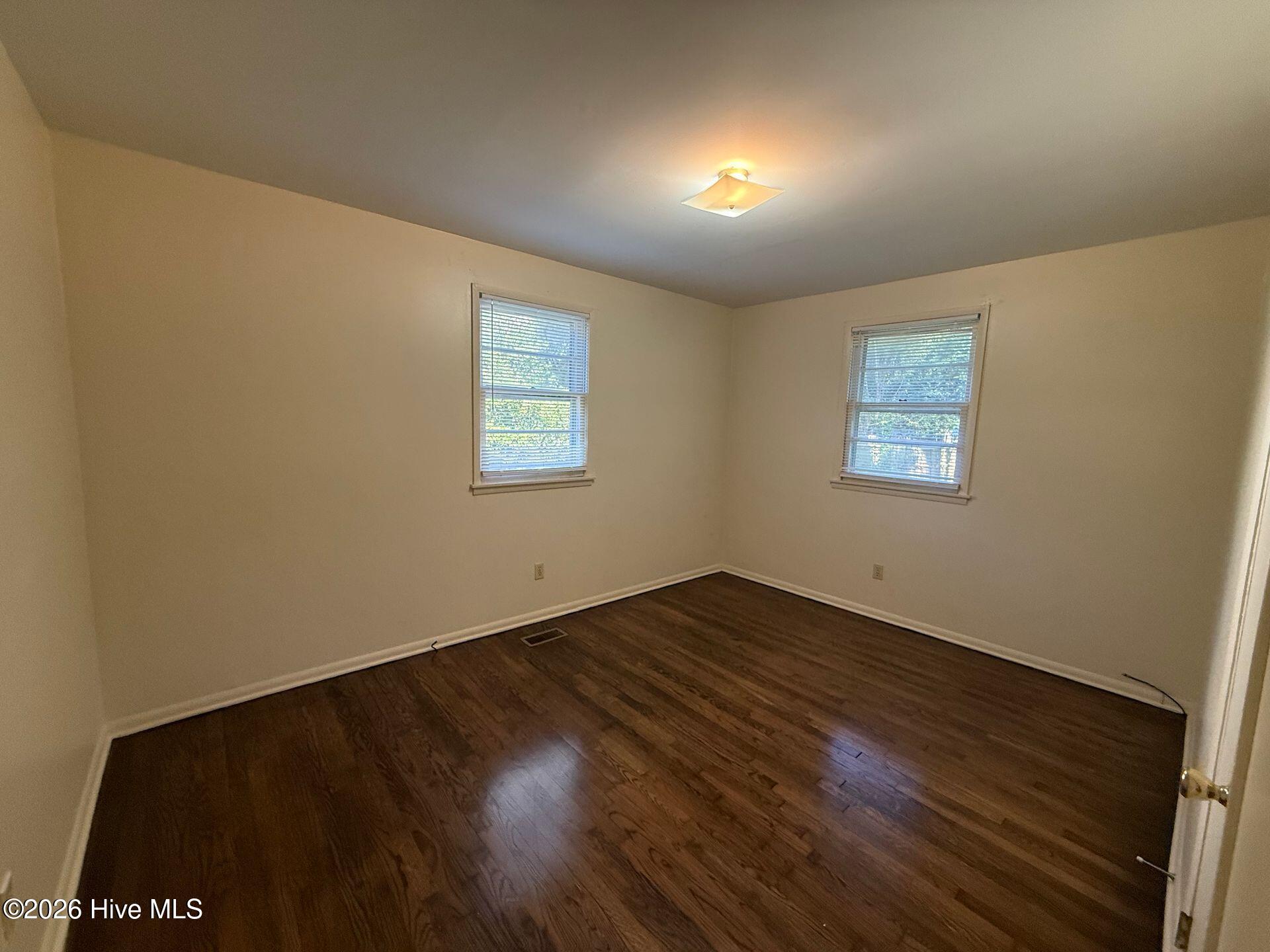 602 Maple Street Property Photo 5