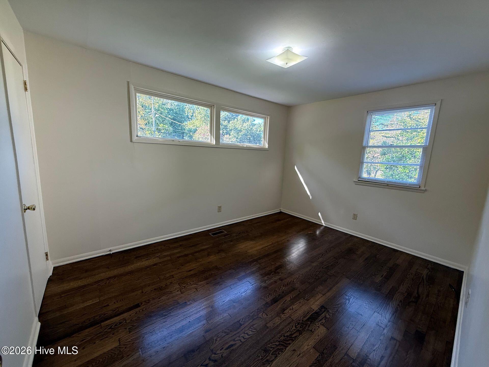 602 Maple Street Property Photo 8