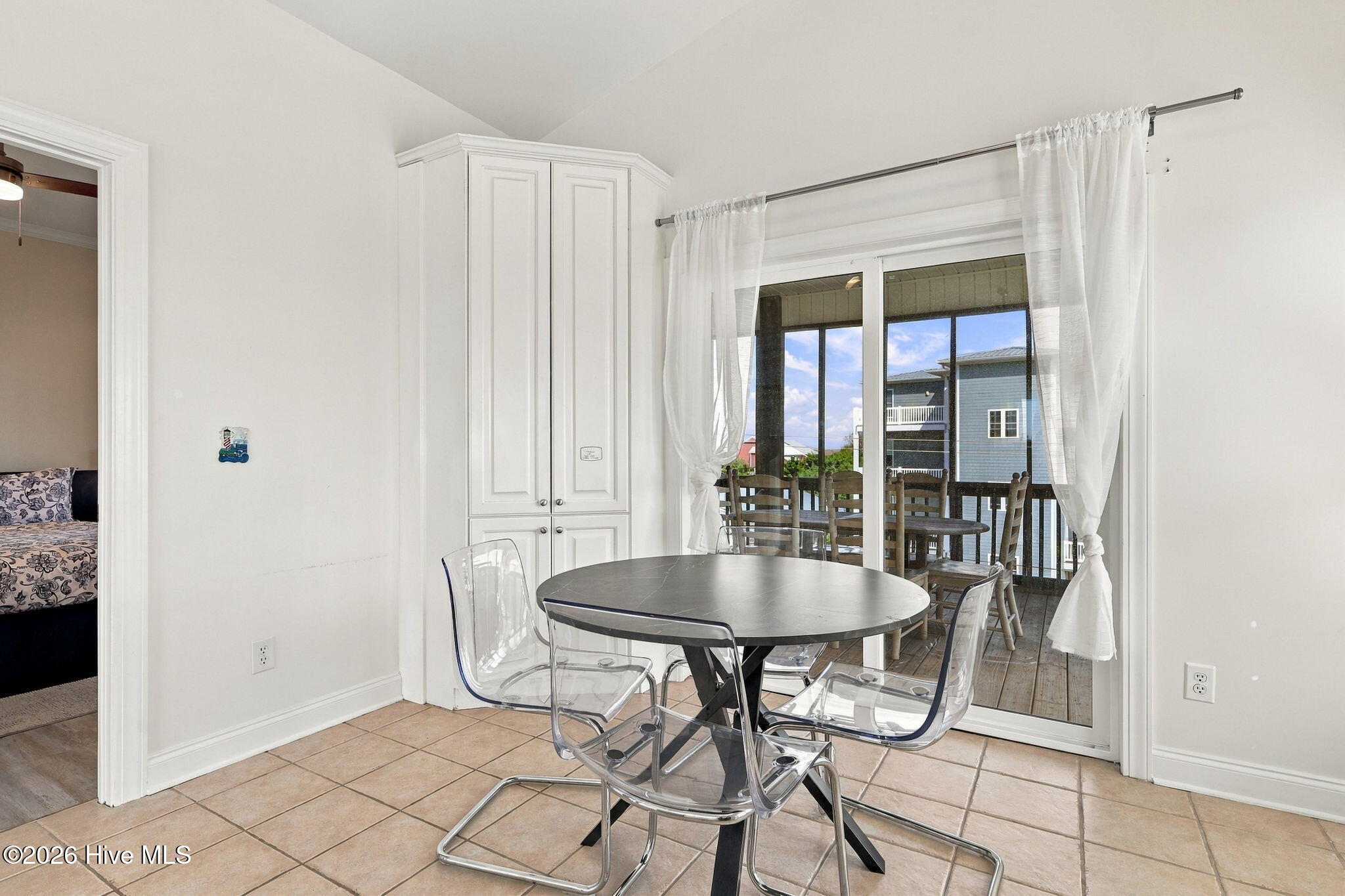 106 Willis Avenue B Property Photo 8