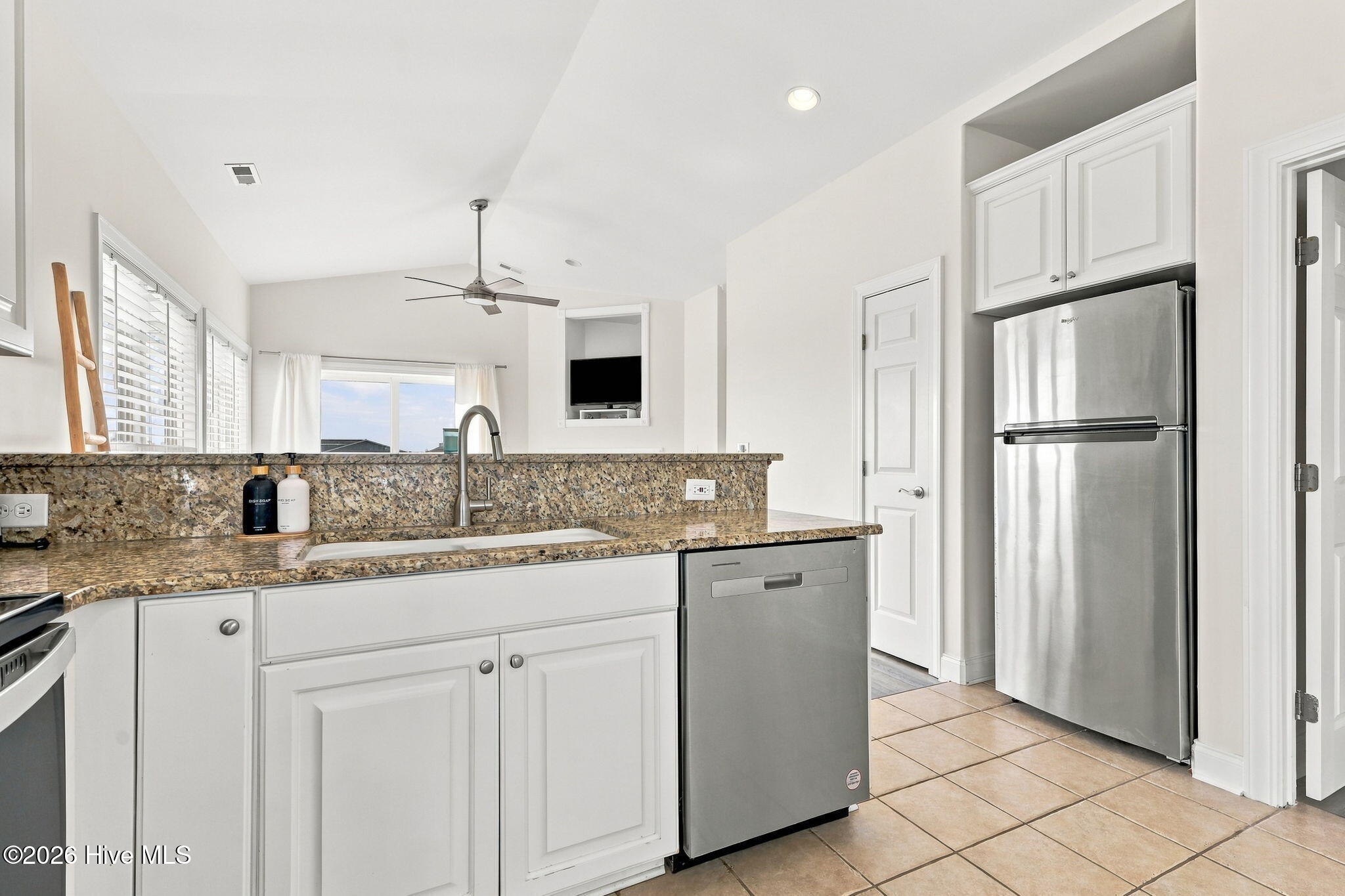 106 Willis Avenue B Property Photo 10
