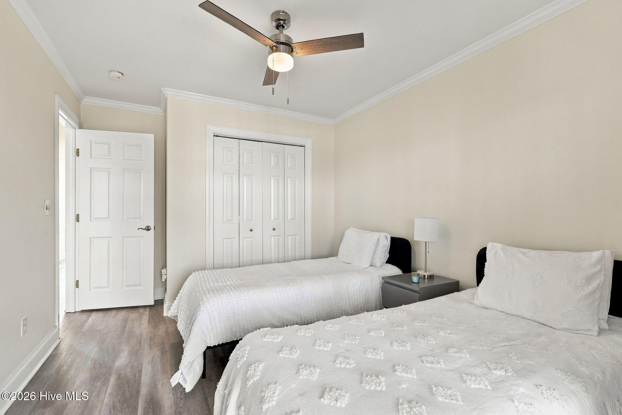 106 Willis Avenue B Property Photo 30