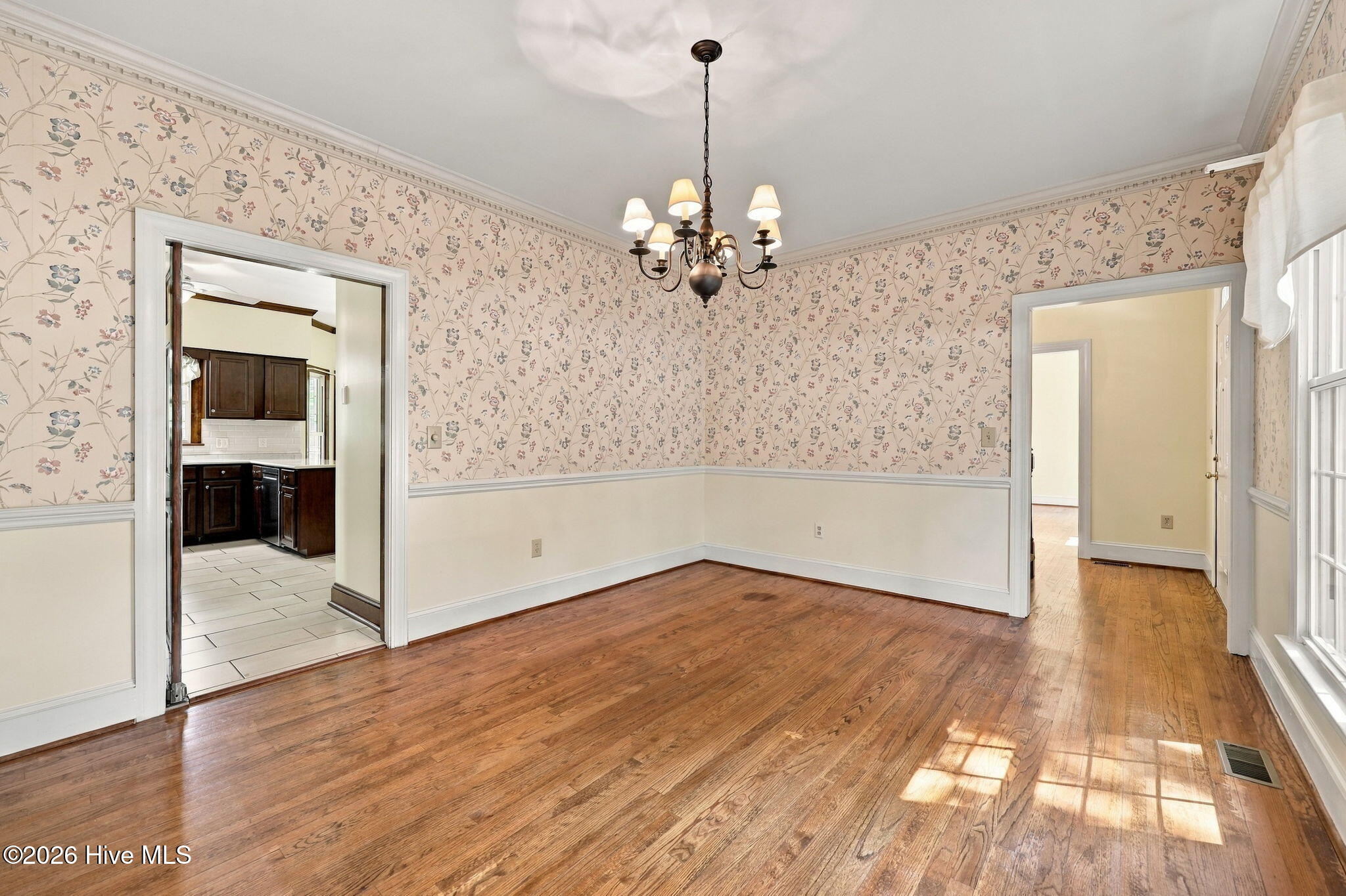 602 Kempton Drive Property Photo 12