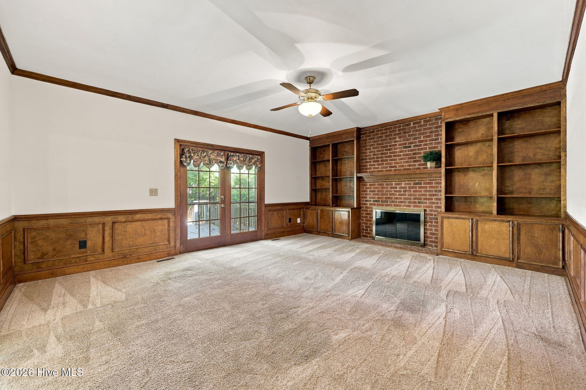 602 Kempton Drive Property Photo 13