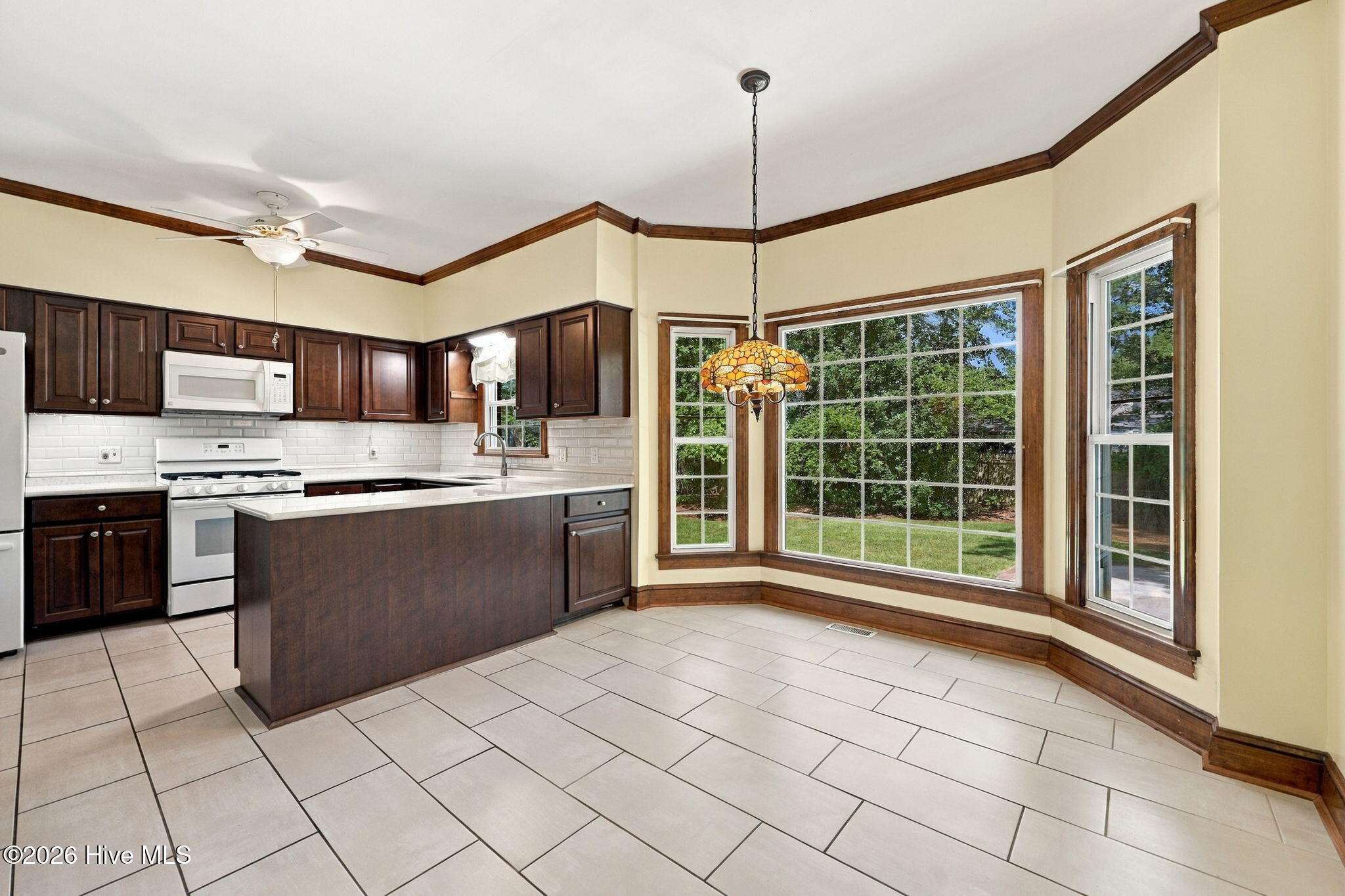 602 Kempton Drive Property Photo 16