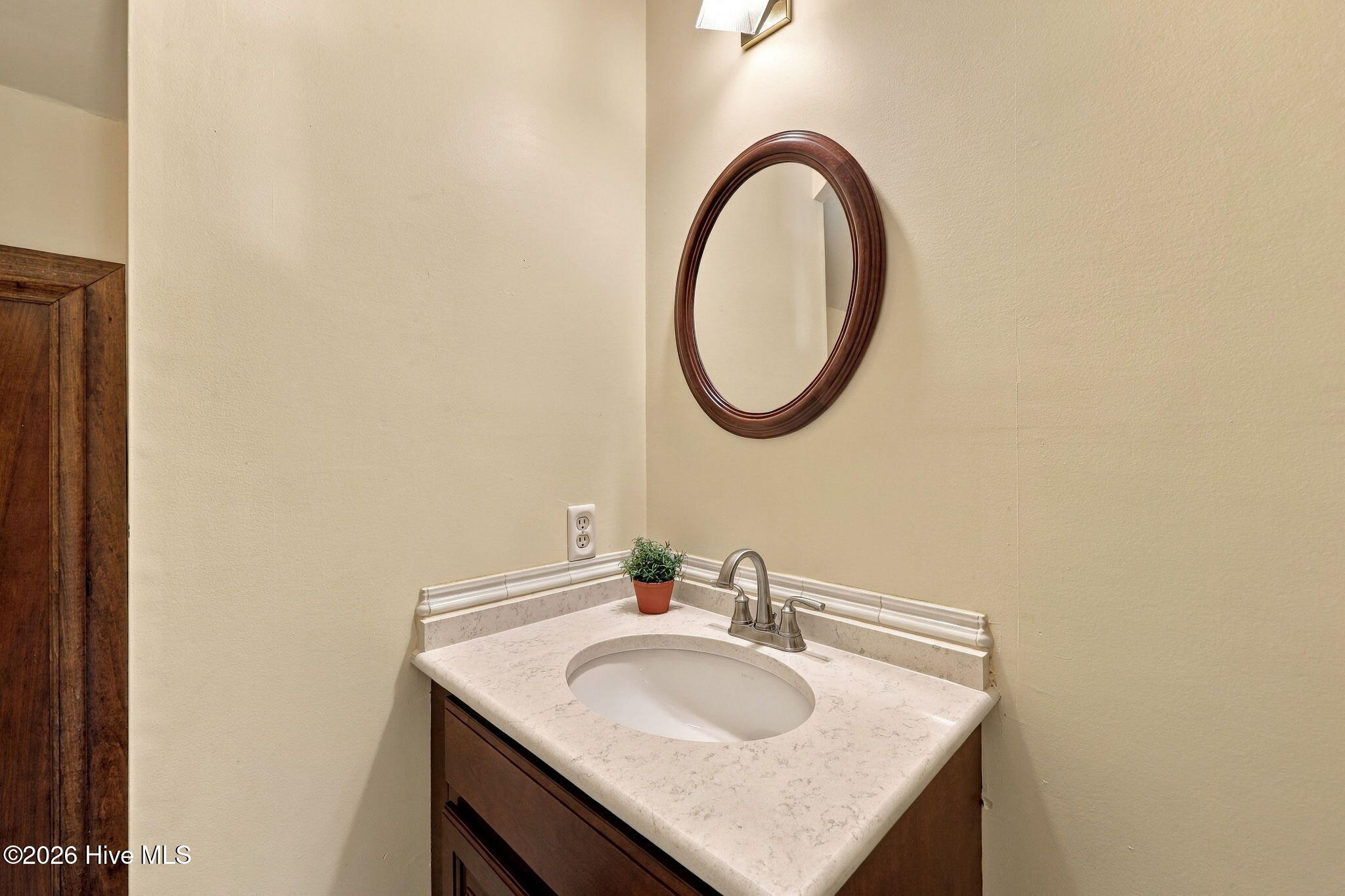 602 Kempton Drive Property Photo 19