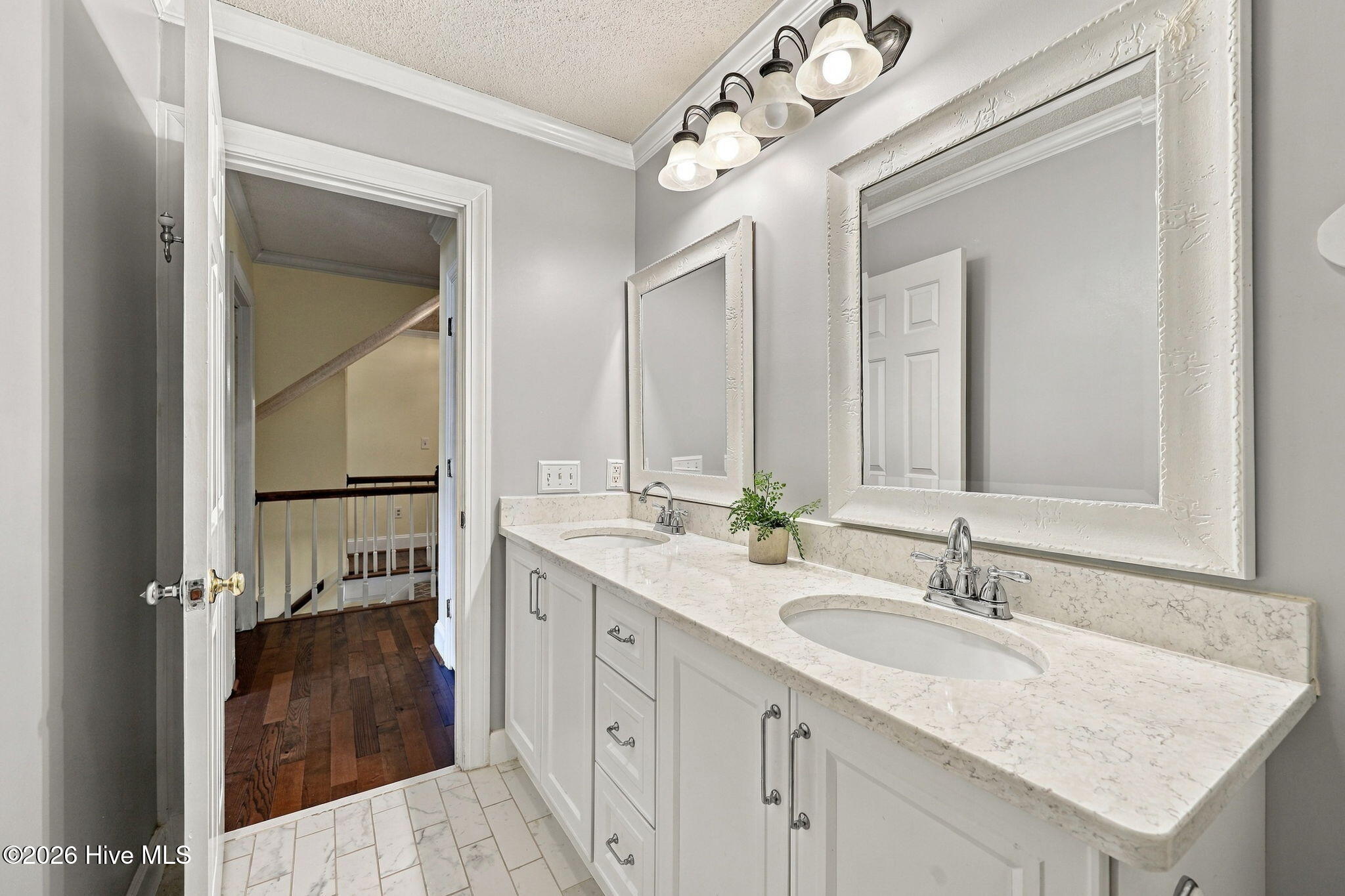 602 Kempton Drive Property Photo 37