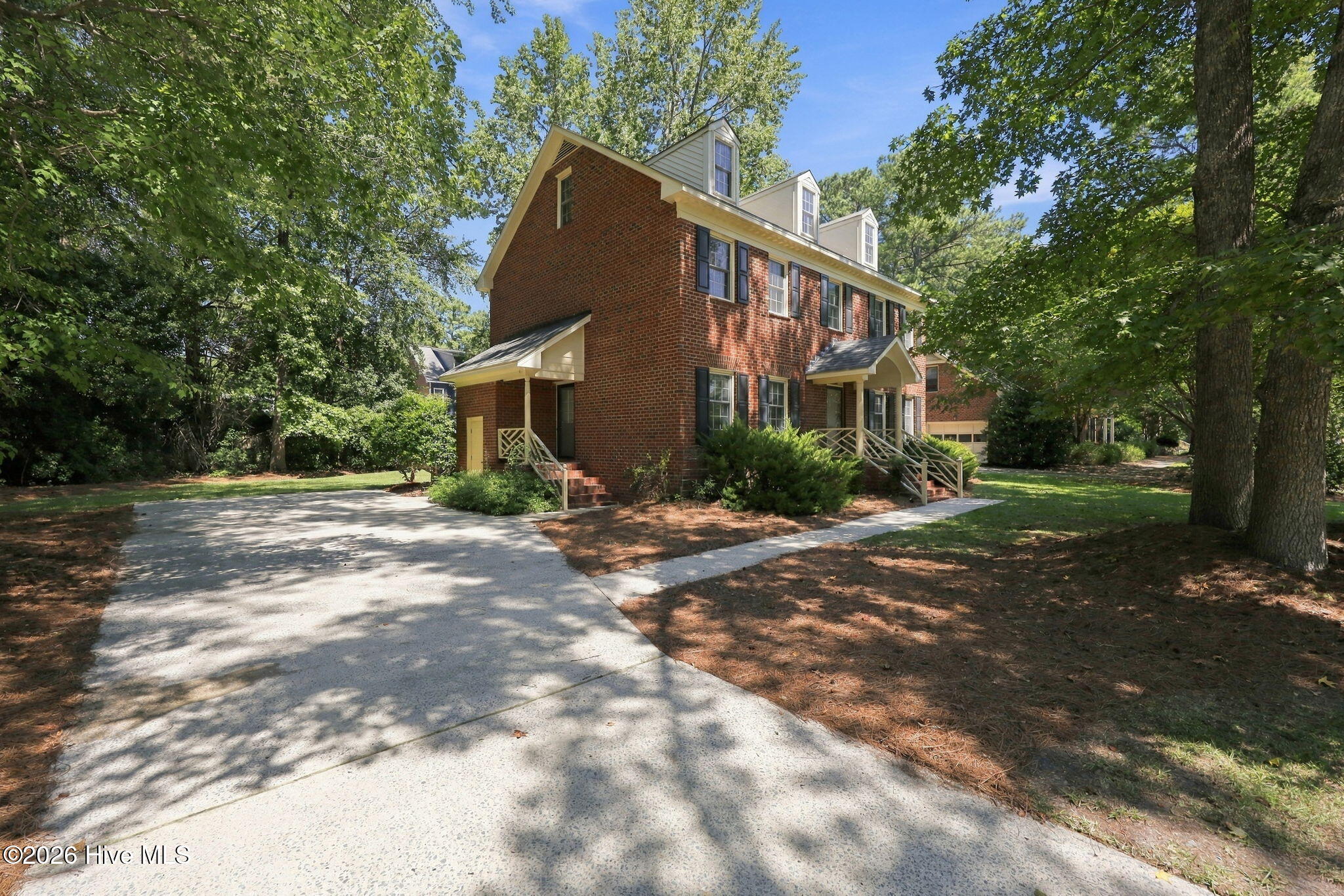 602 Kempton Drive Property Photo 42