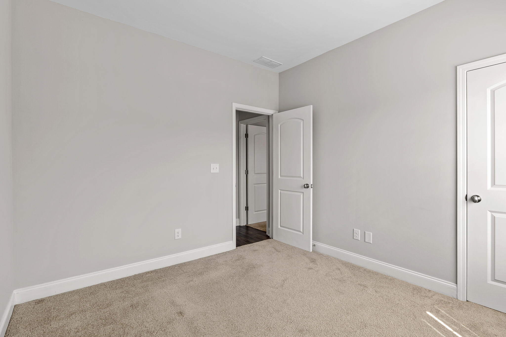214 Andrews Lane Property Photo 13