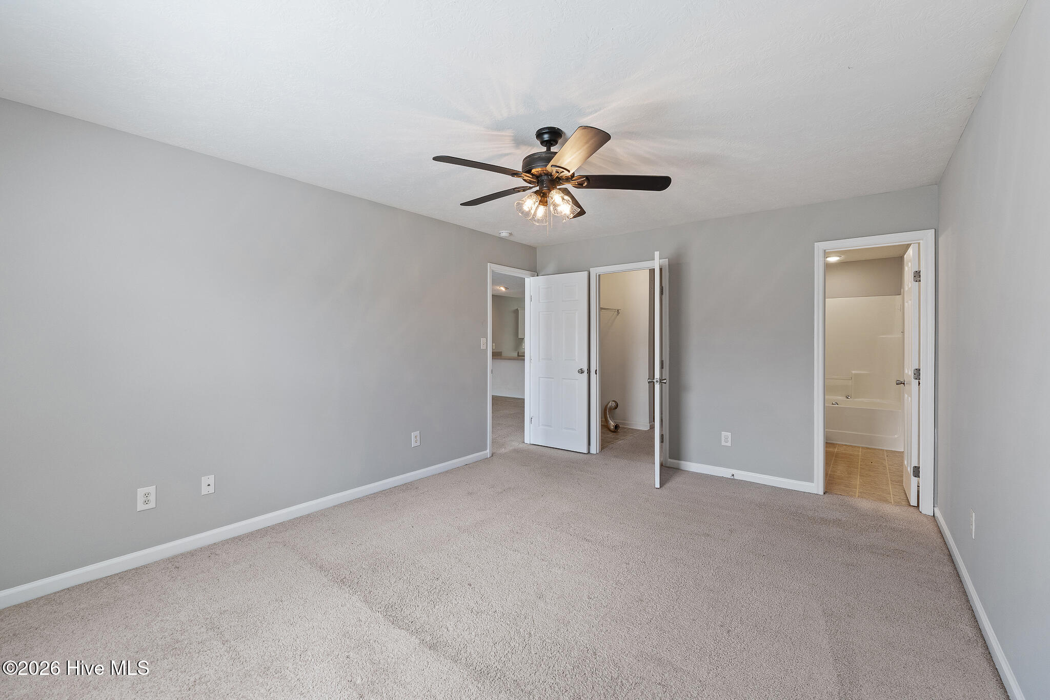 1232 Longpoint Drive Property Photo 9