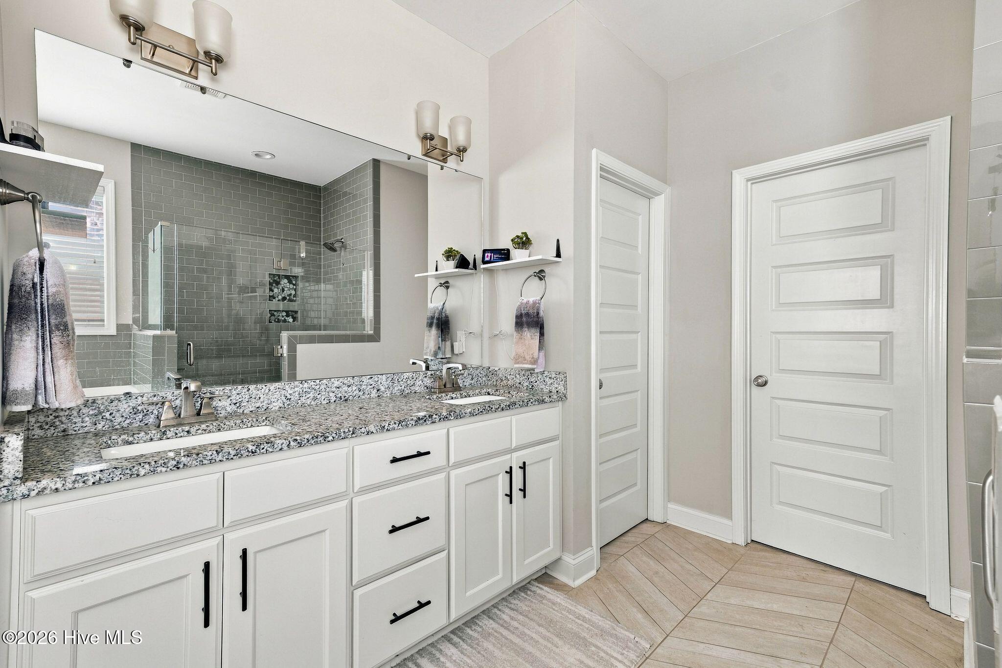 505 Swan Island Court Property Photo 27
