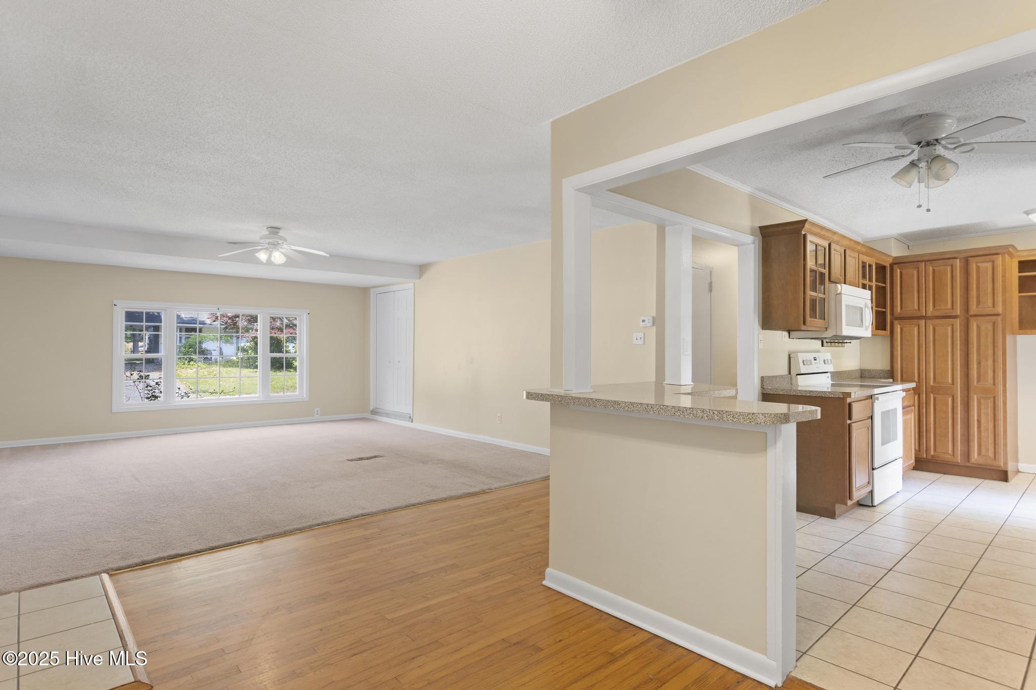 404 Dogwood Lane Property Photo 3