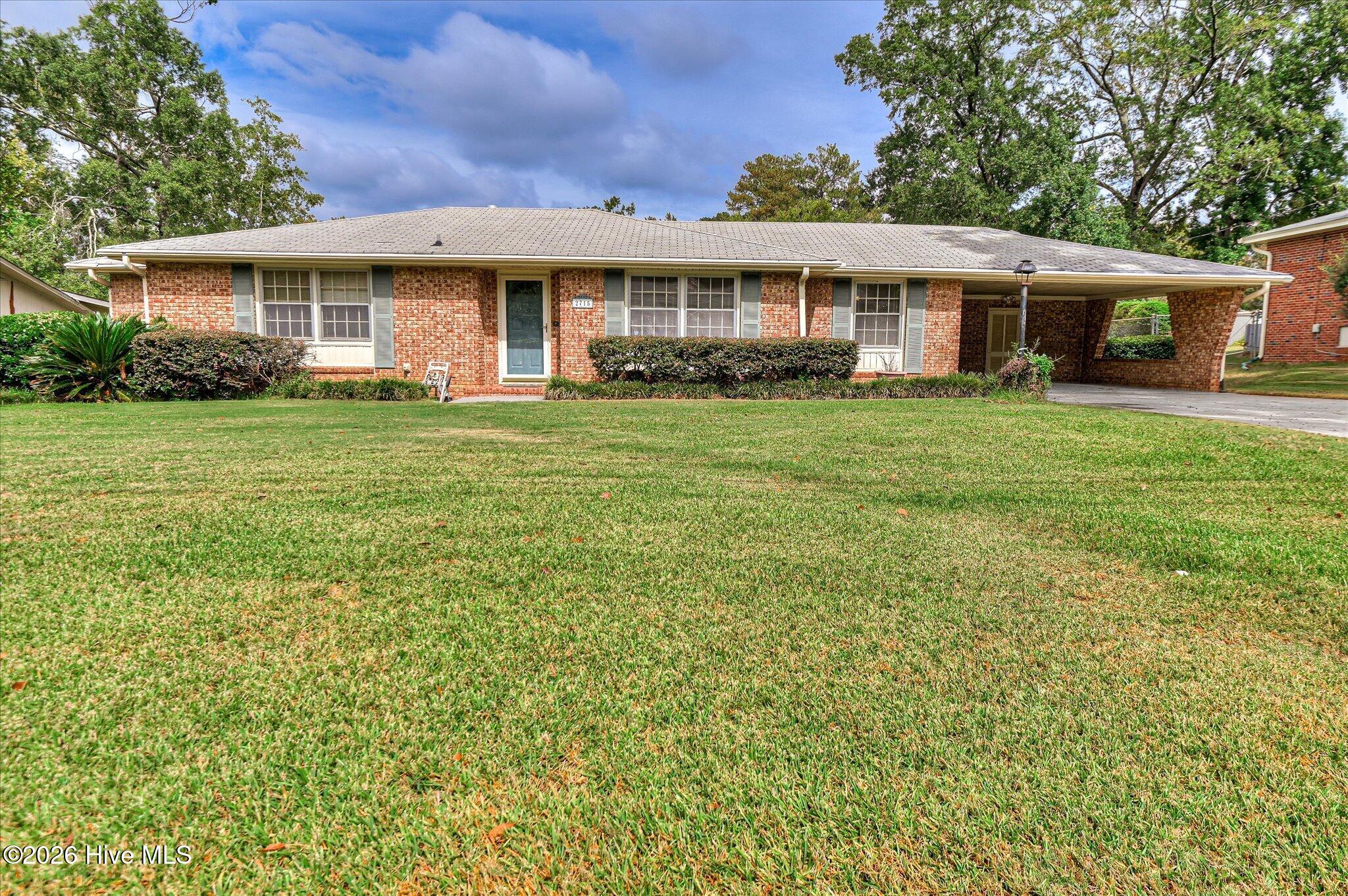 2715 Rosewood Drive Property Photo 1