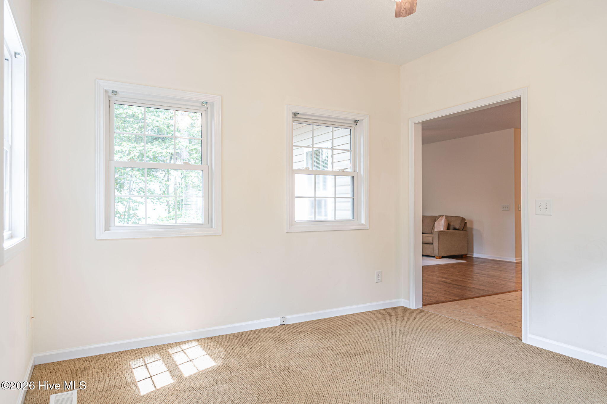 2 Ice Court Property Photo 13