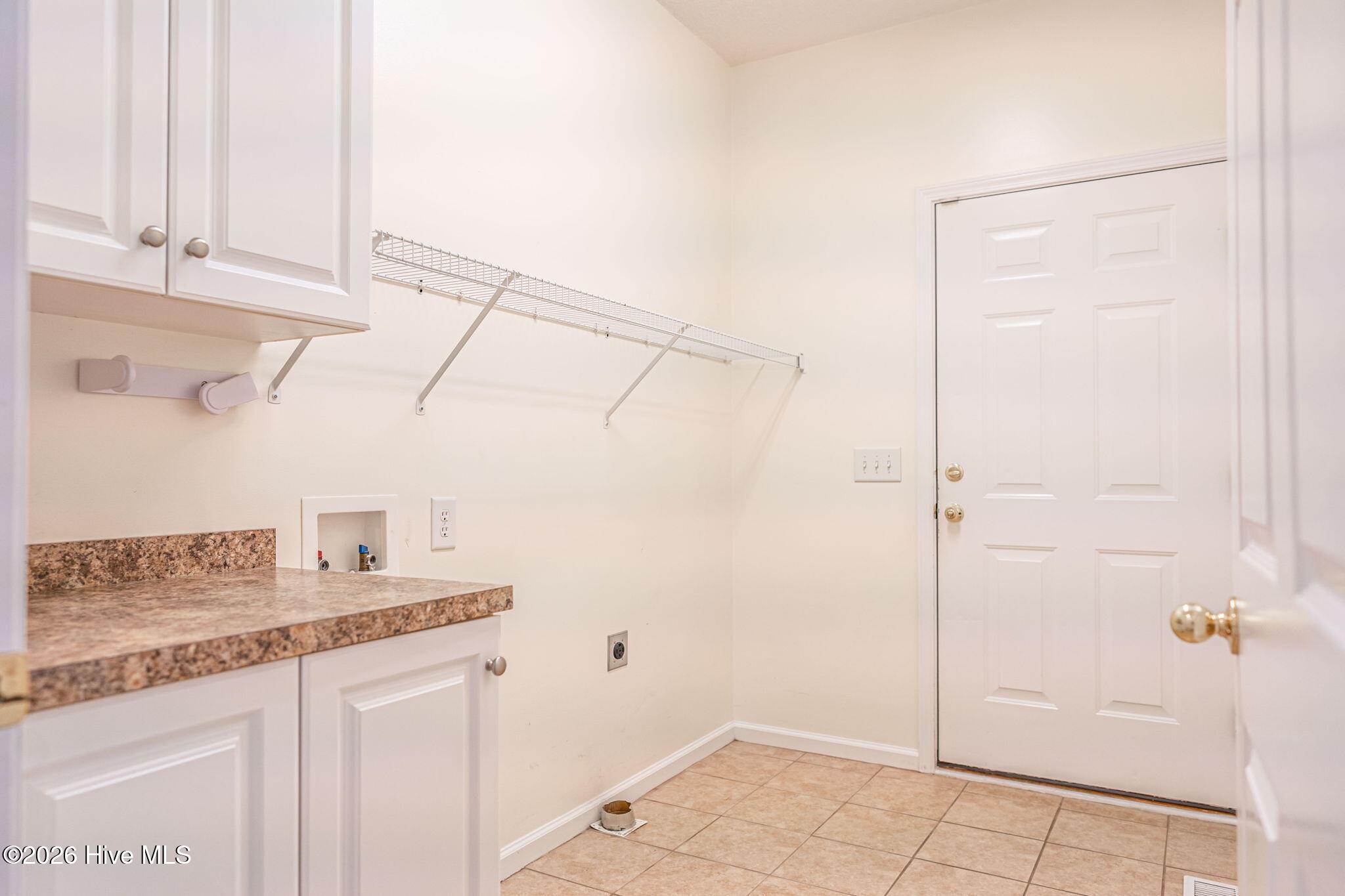 2 Ice Court Property Photo 14