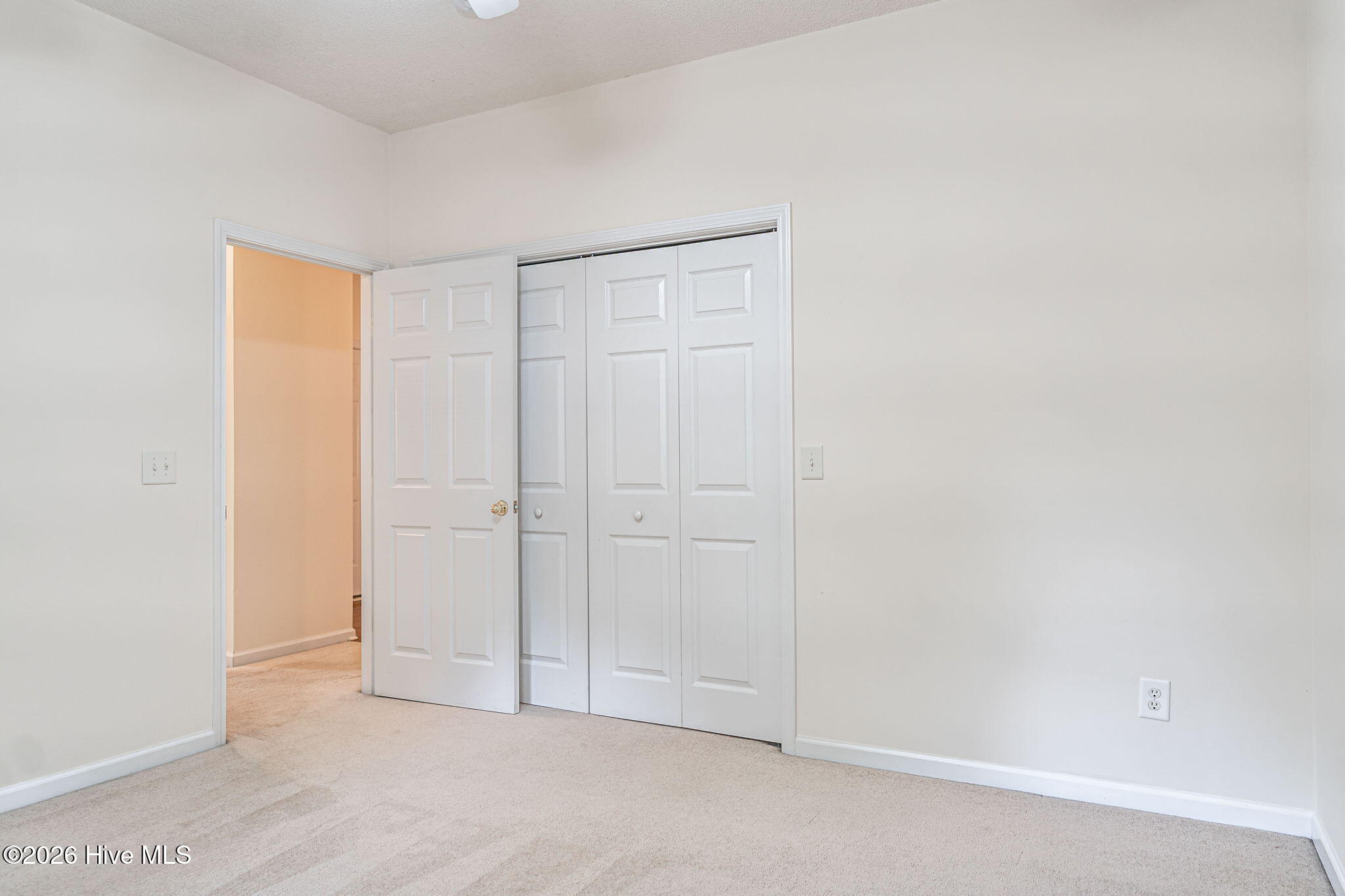 2 Ice Court Property Photo 20
