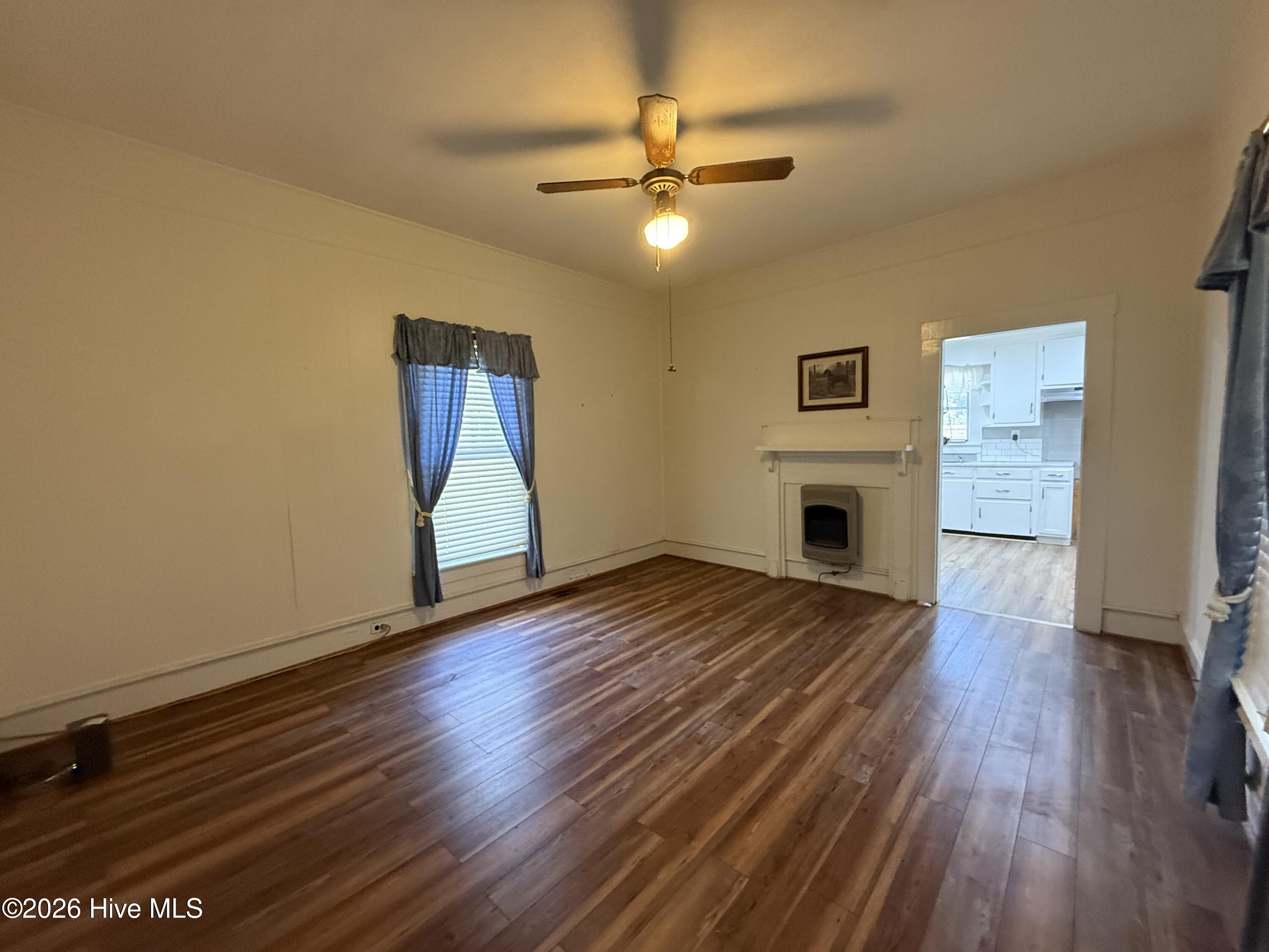 206 W Academy Street Property Photo 7