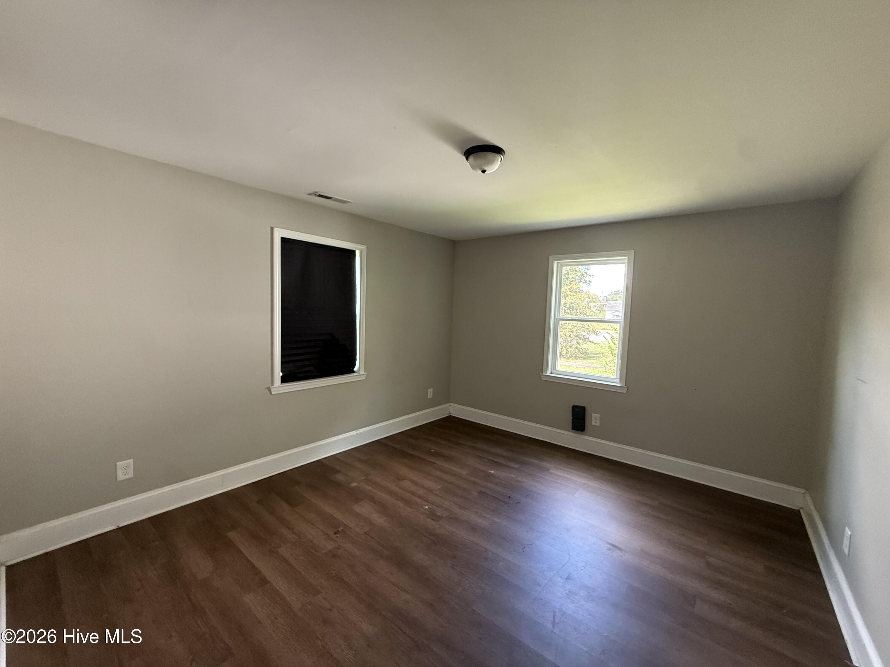 800 E Gordon Street Property Photo 7