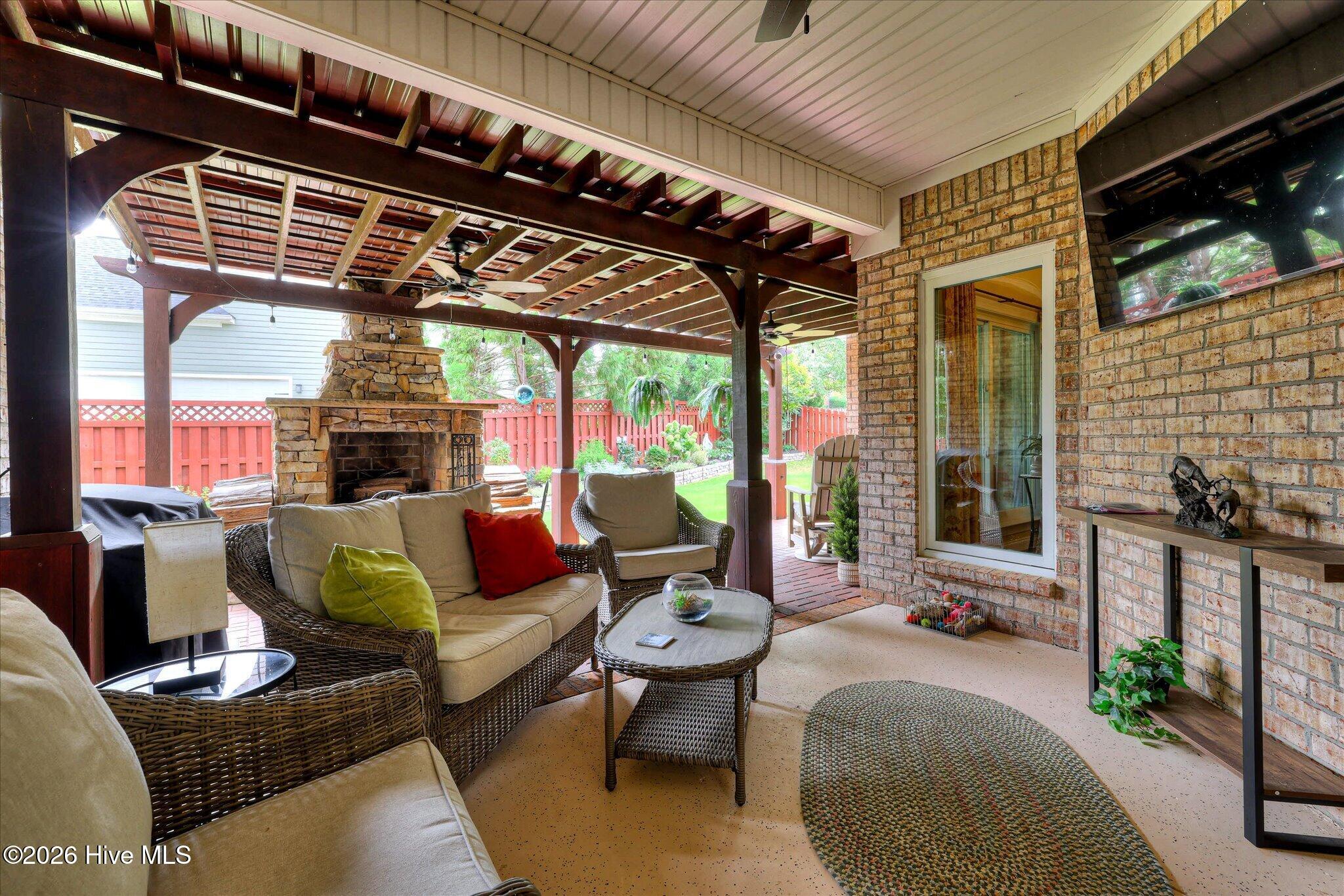 1210 Greenwich Pass Property Photo 43