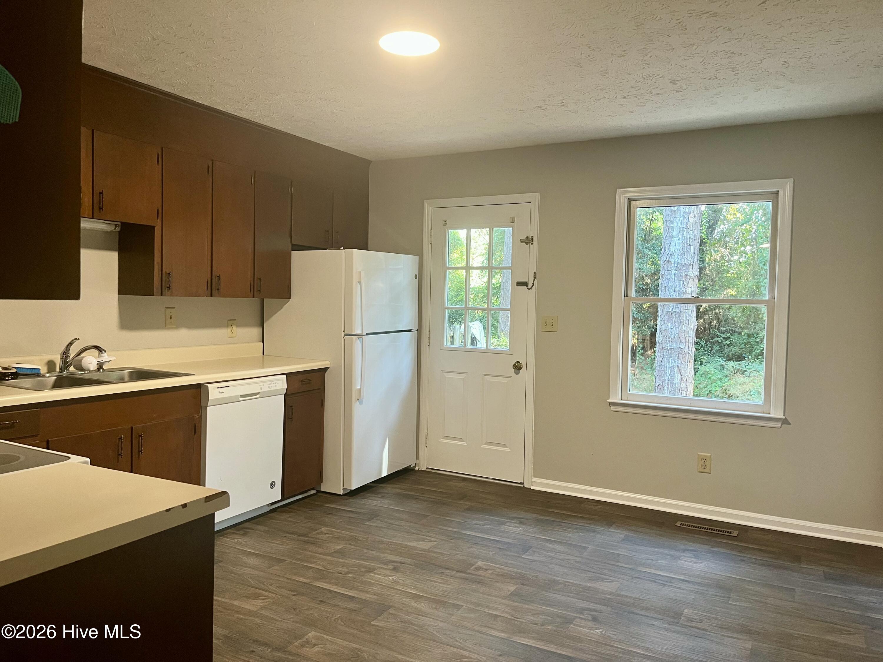 609 Longleaf Road A Property Photo 7