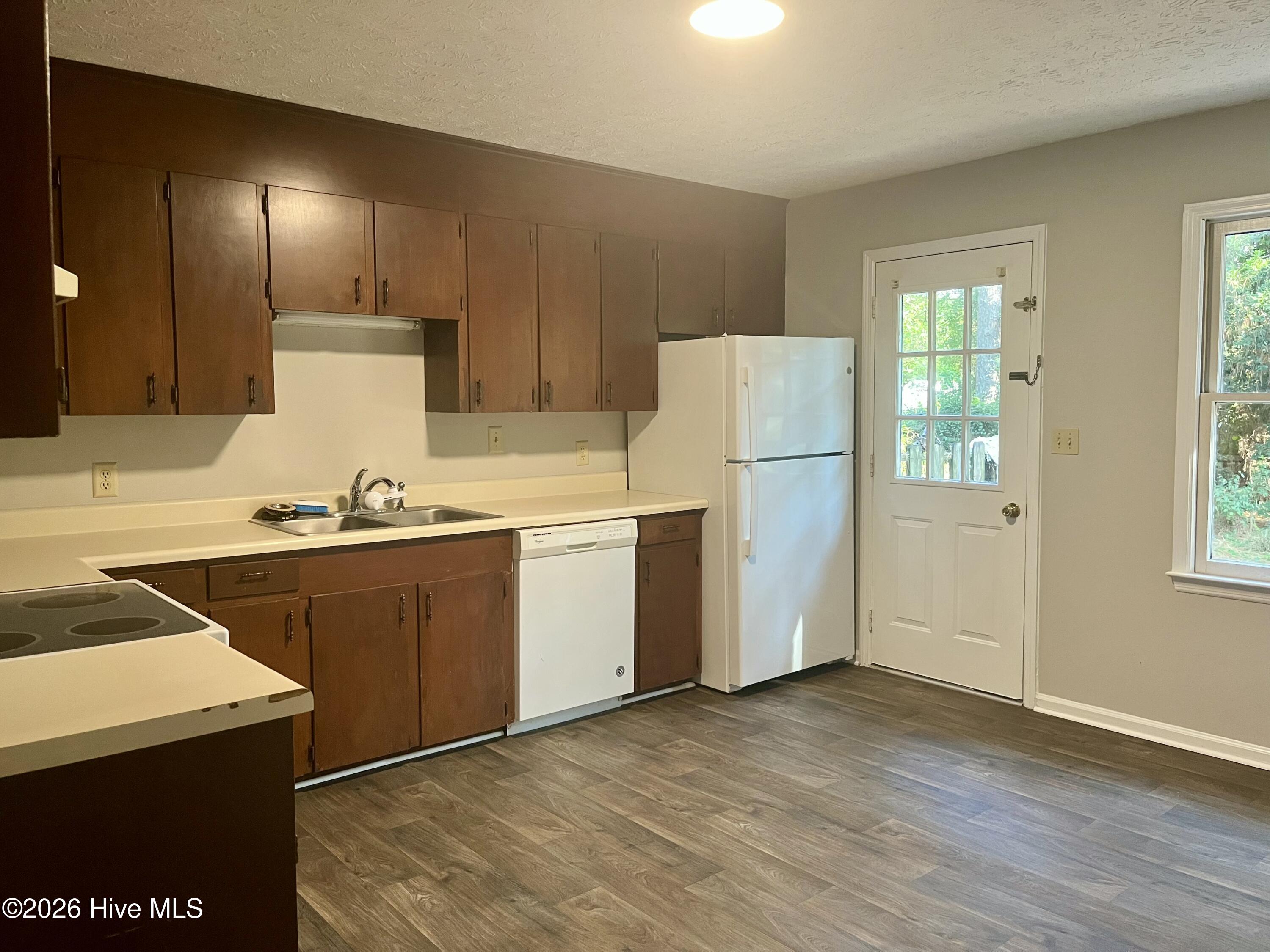 609 Longleaf Road A Property Photo 8